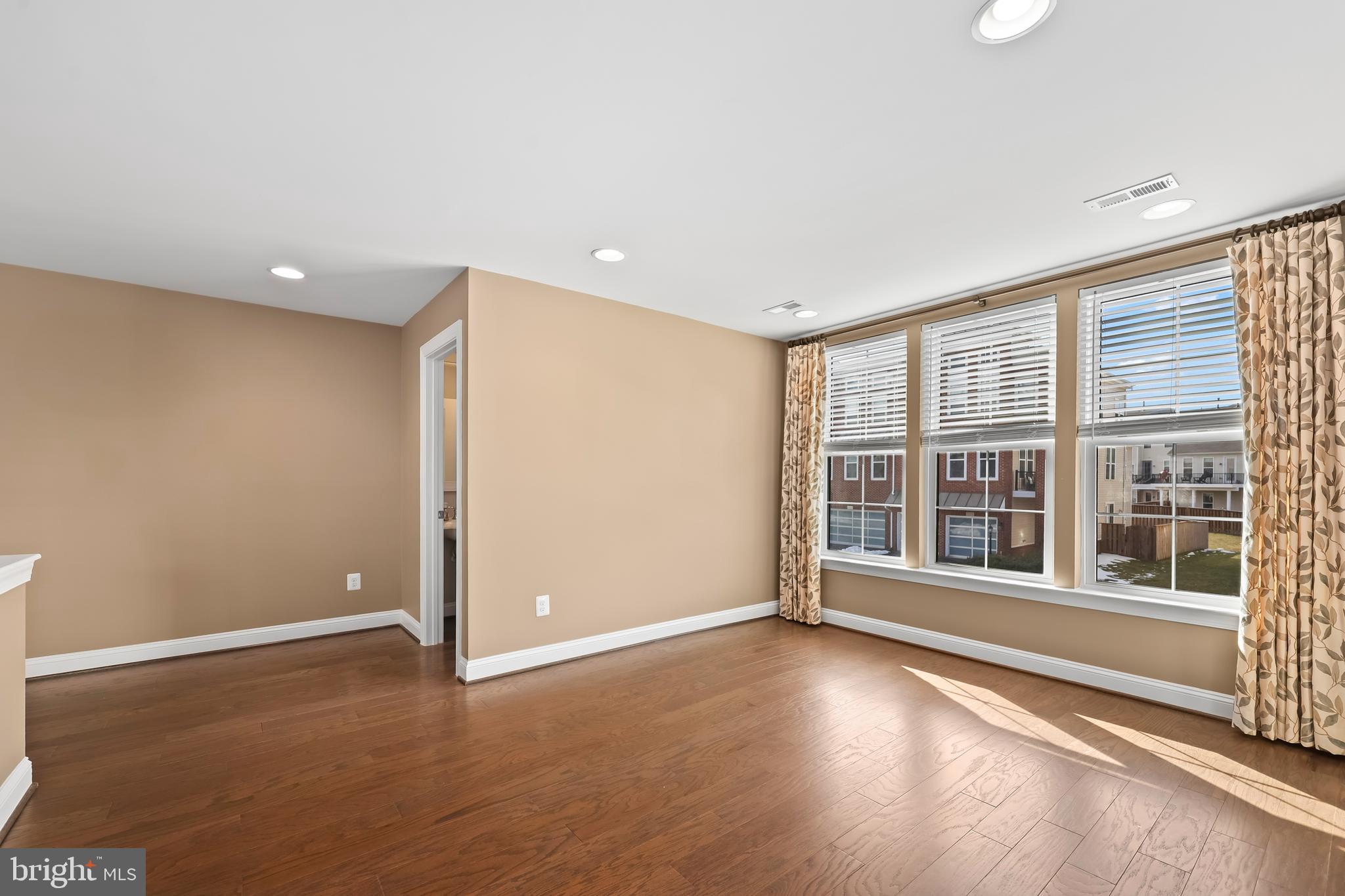 BRAMBLETON - Residential