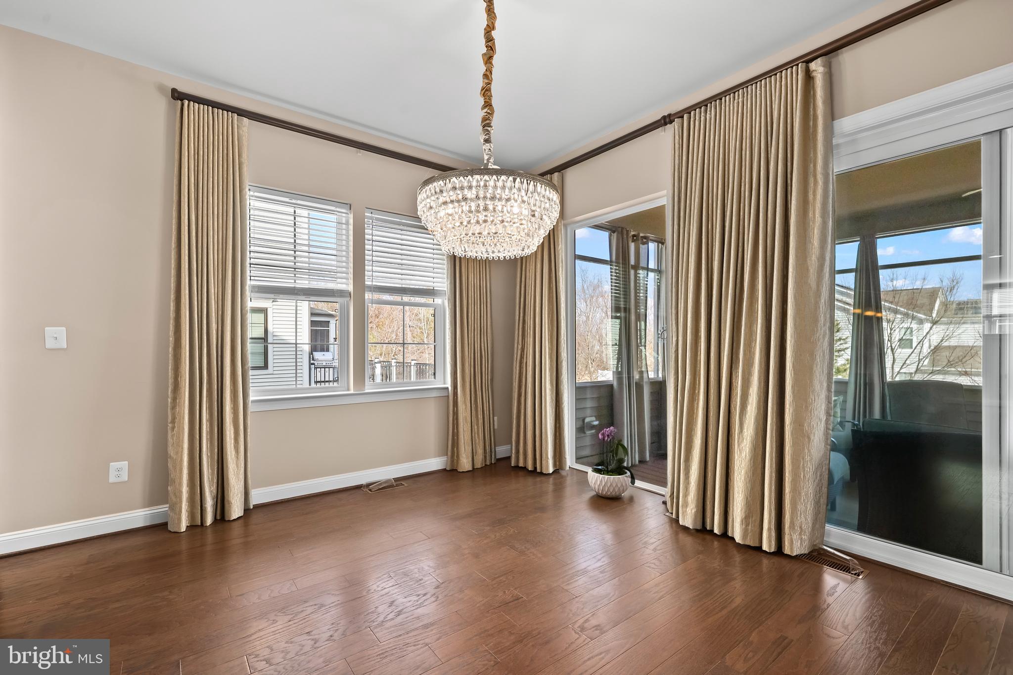 BRAMBLETON - Residential