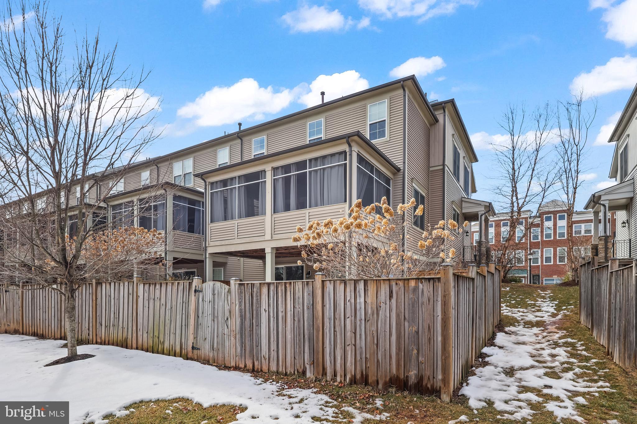 BRAMBLETON - Residential