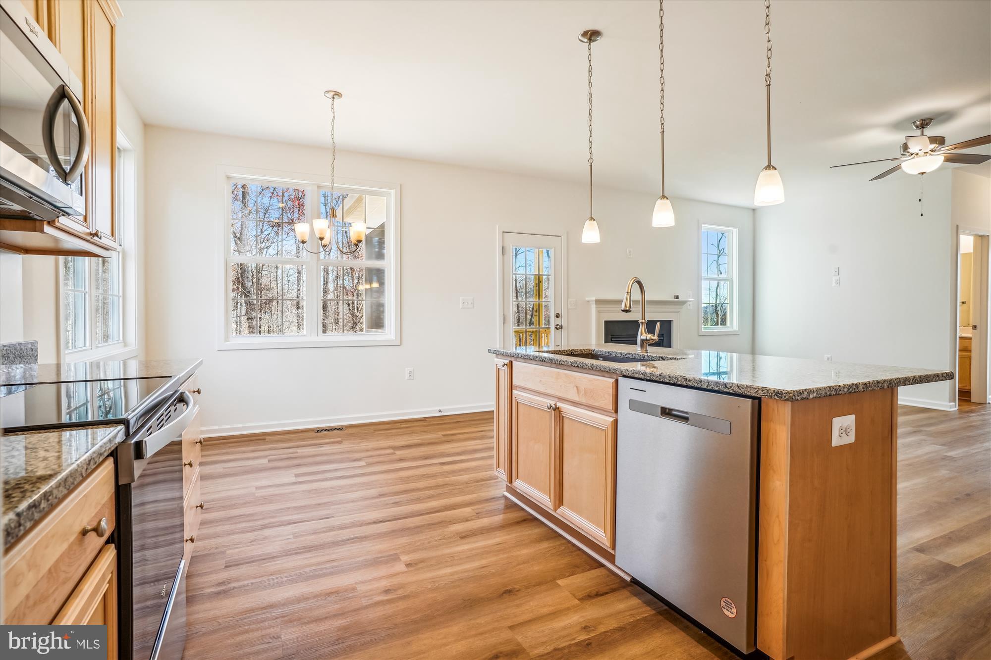 RILLHURST - Residential