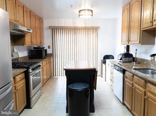 ANDOVER / FOXRIDGE - Residential