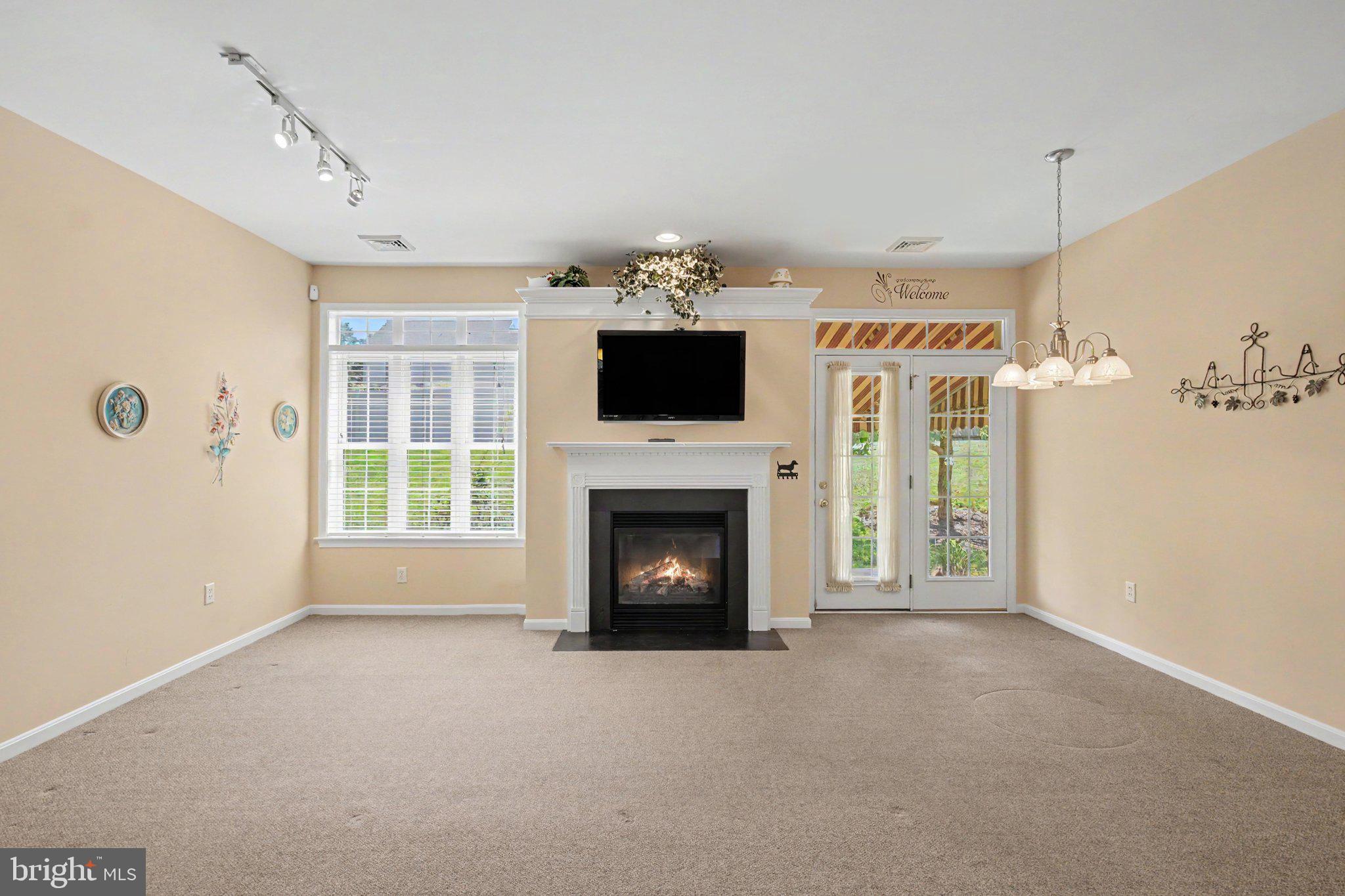 958 ELM AVENUE