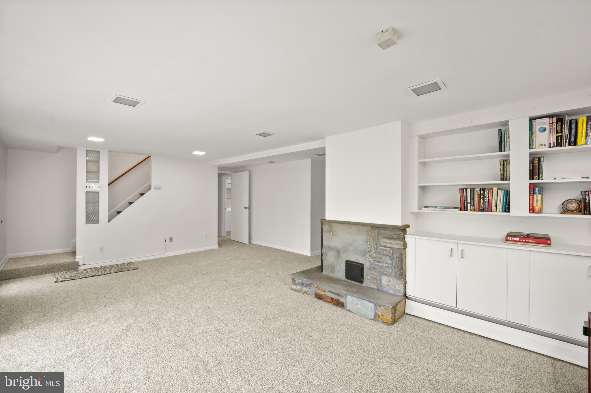 NESHAMINY WOODS - Residential