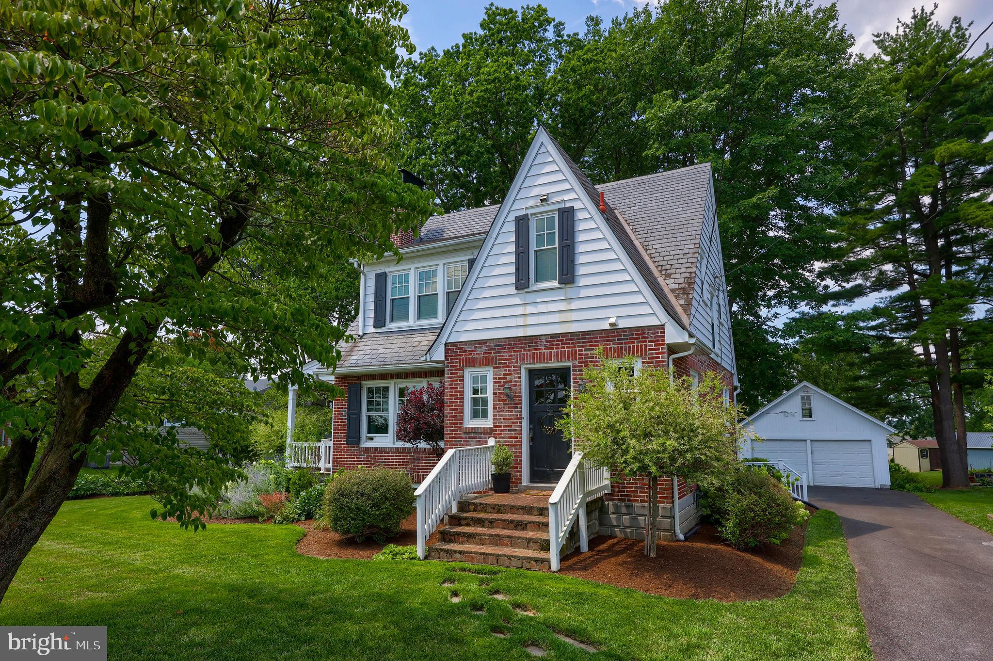 EAST LAMPETER TWP - Residential
