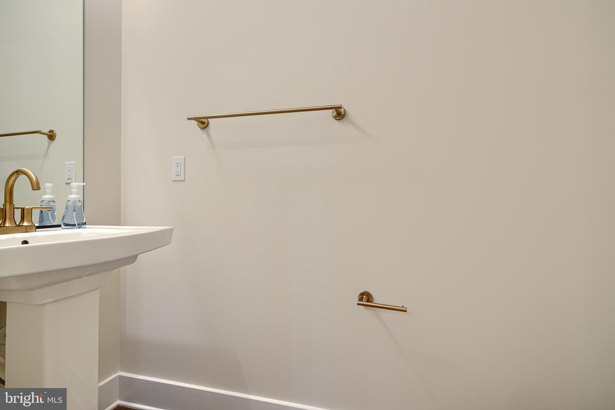 LOCKE LANDING - Residential Lease