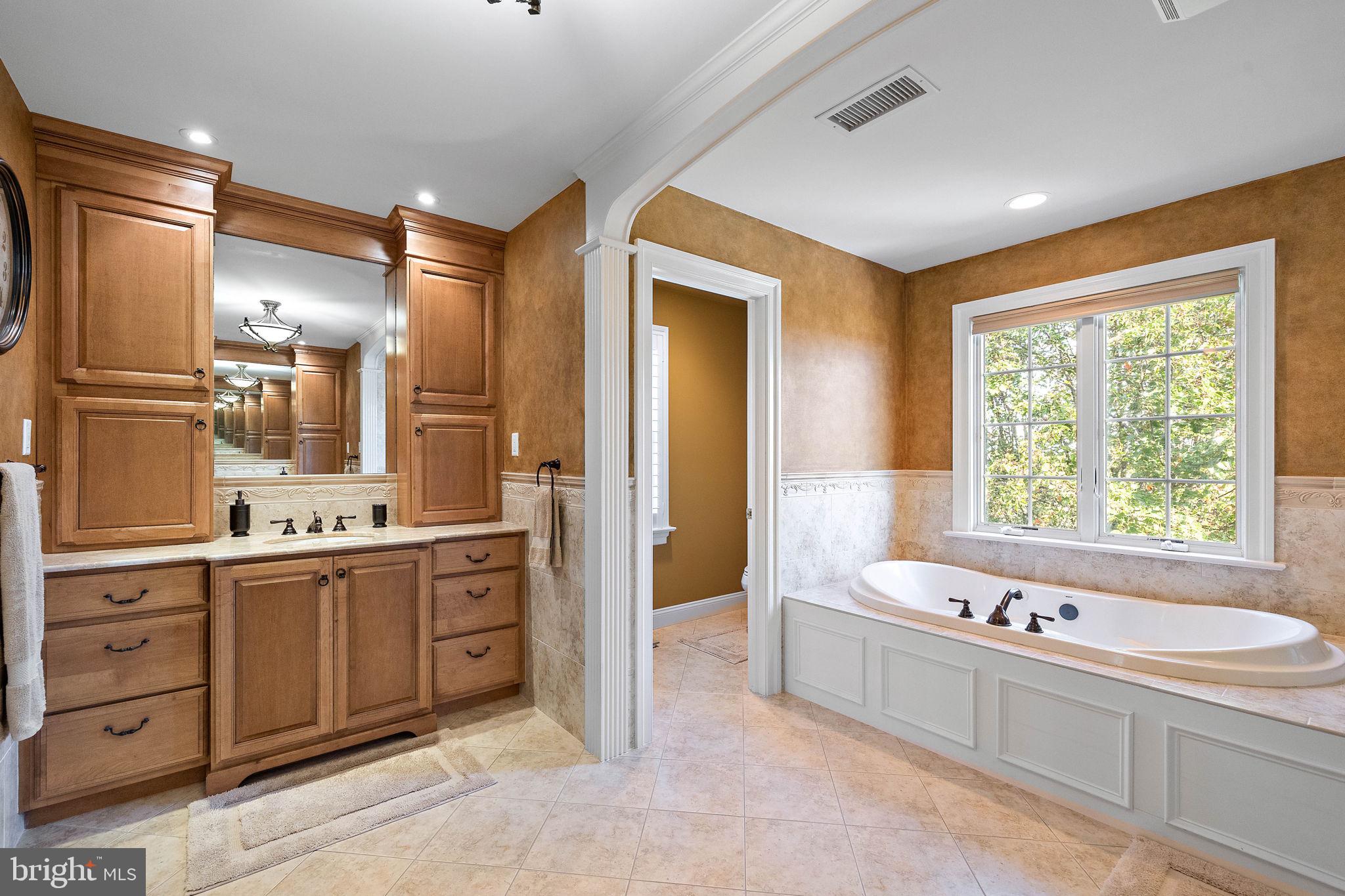 NEWLIN GREENE - Residential