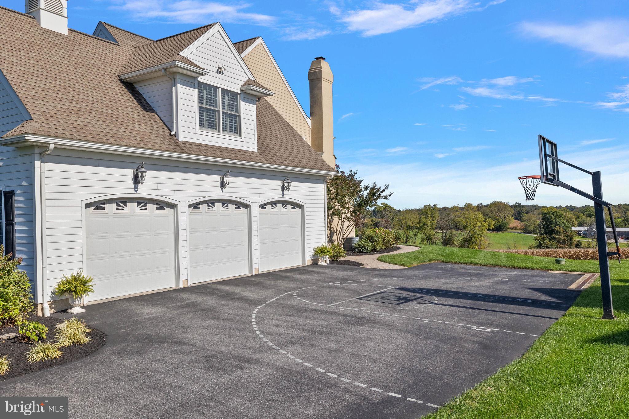 NEWLIN GREENE - Residential
