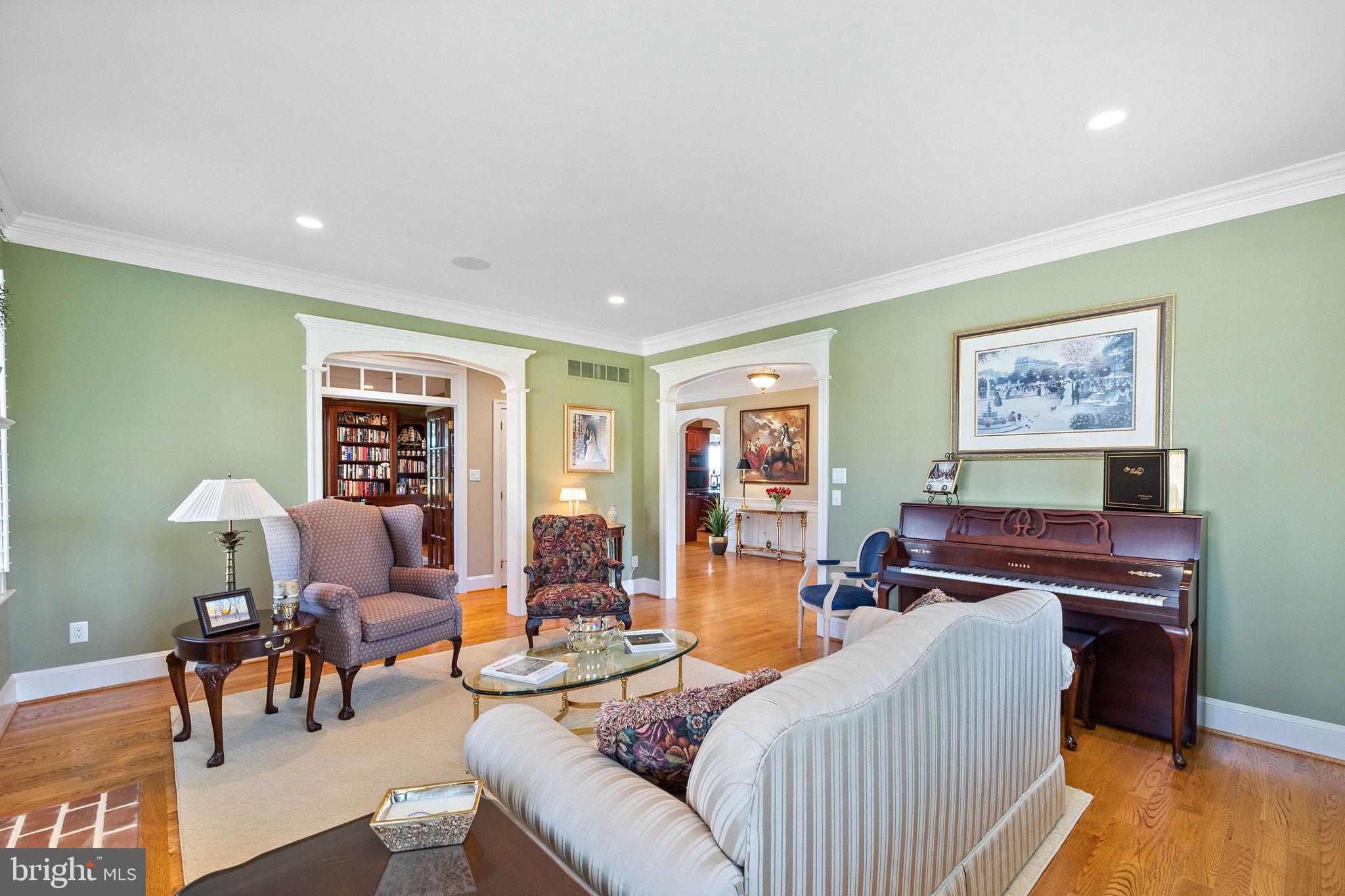 NEWLIN GREENE - Residential