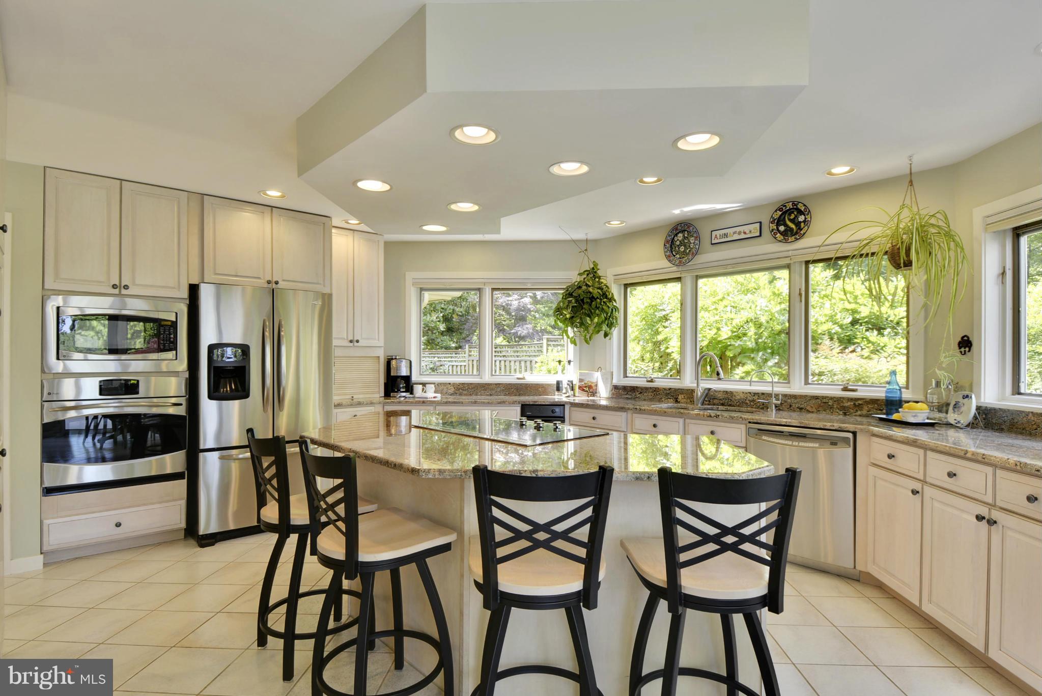 PALISADES PARK - Residential