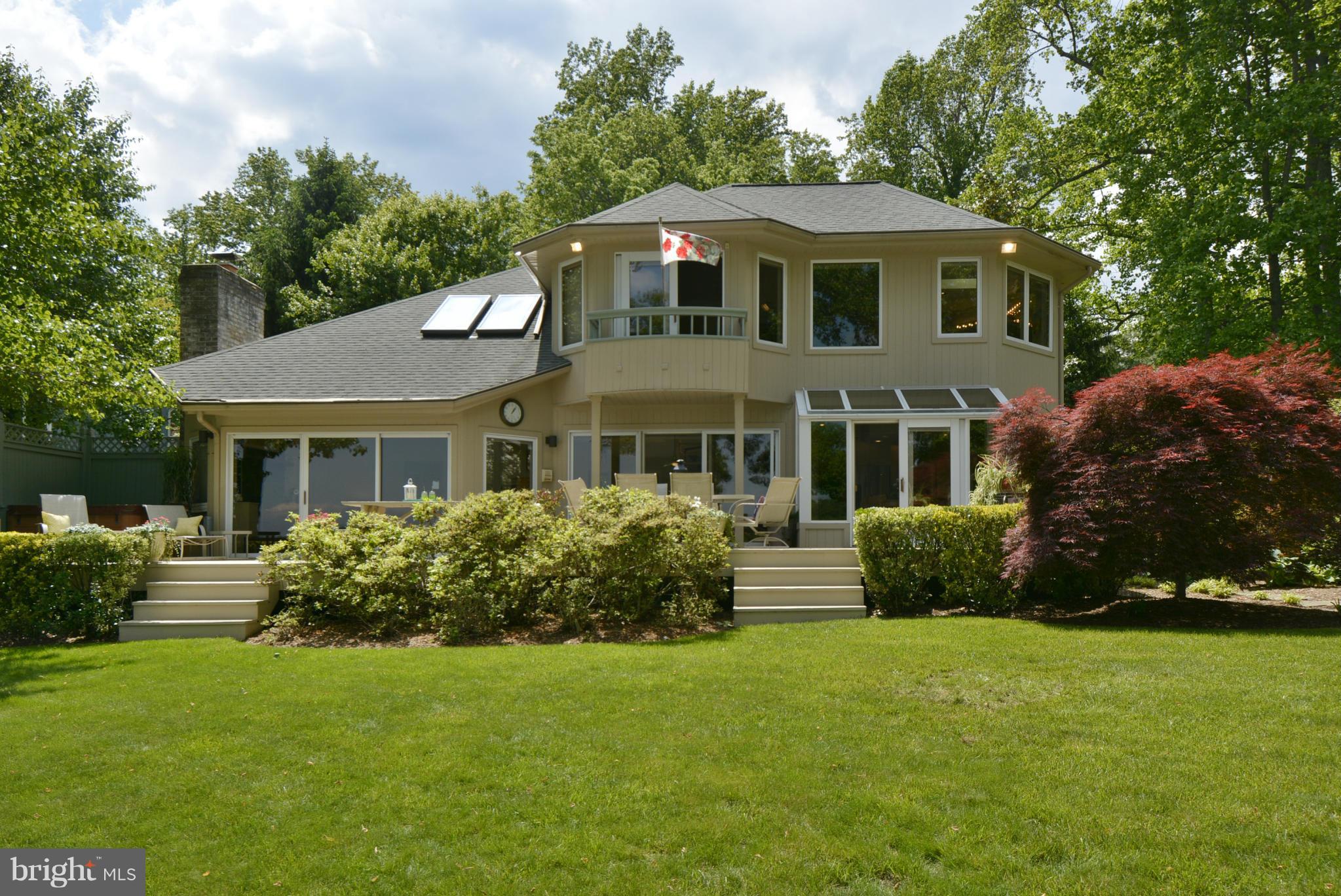 PALISADES PARK - Residential