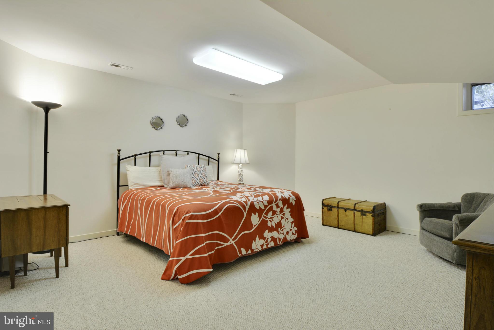 PALISADES PARK - Residential