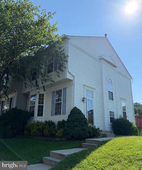 Townhouse For Rent - 174 Hidden Hill Circle<br/> ODENTON, MD 21113