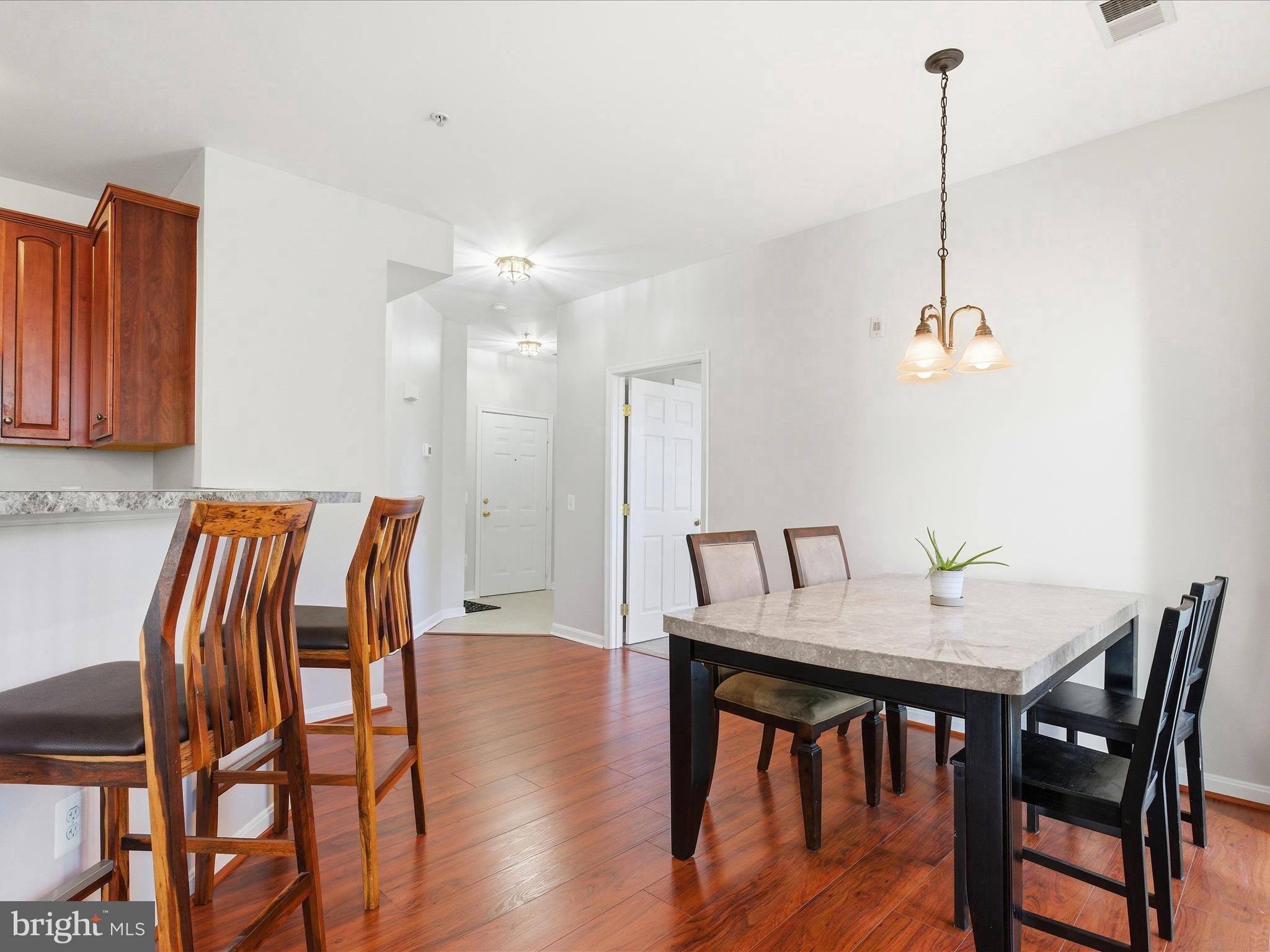 BOWIE TOWERS - Residential Lease