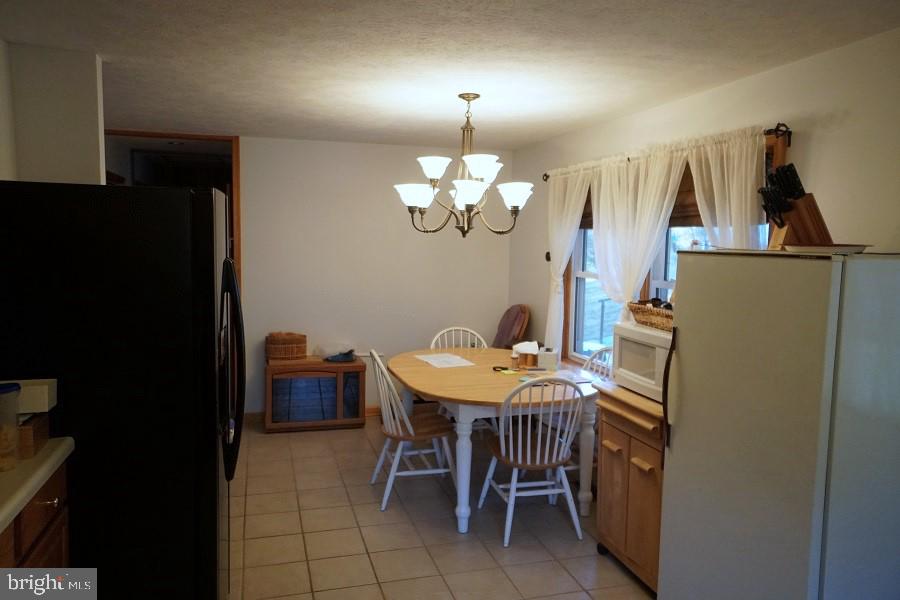 SHERWOOD FOREST/THORNY MEADOWS - Residential