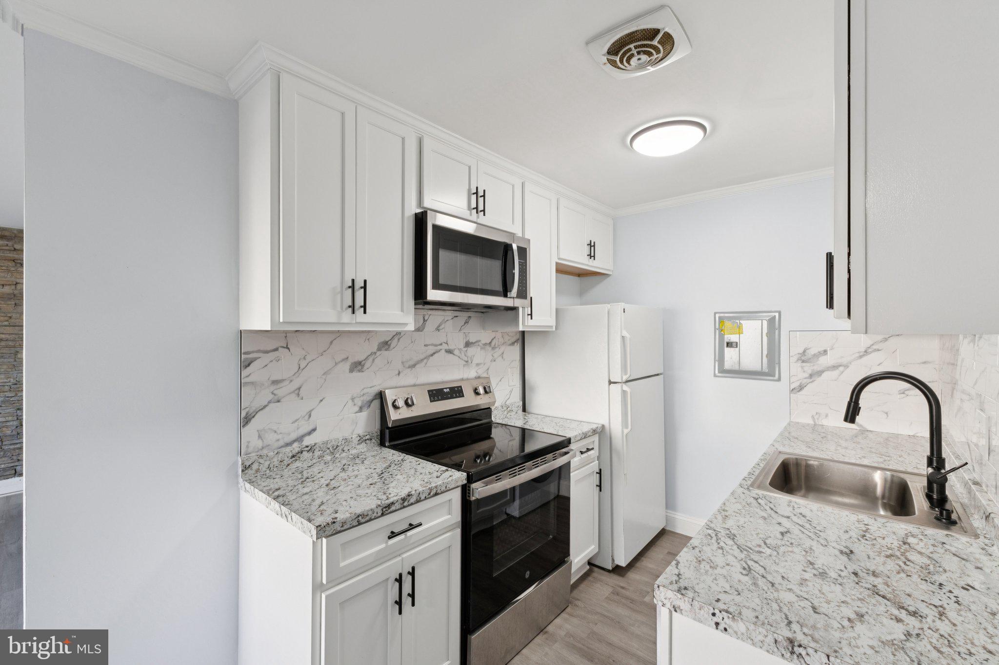 THE FAIRMONT 5601 CONDO - Residential