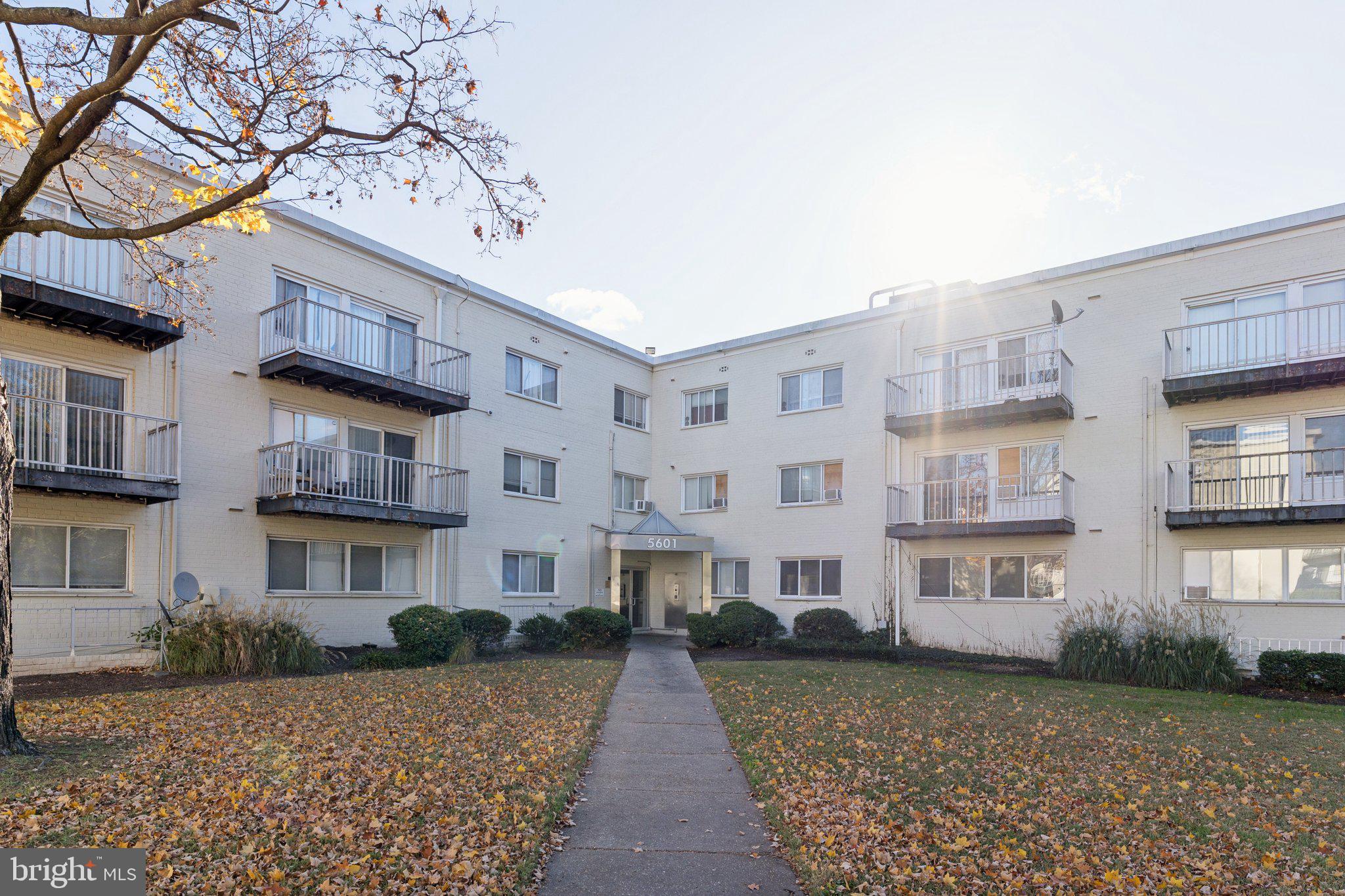 THE FAIRMONT 5601 CONDO - Residential