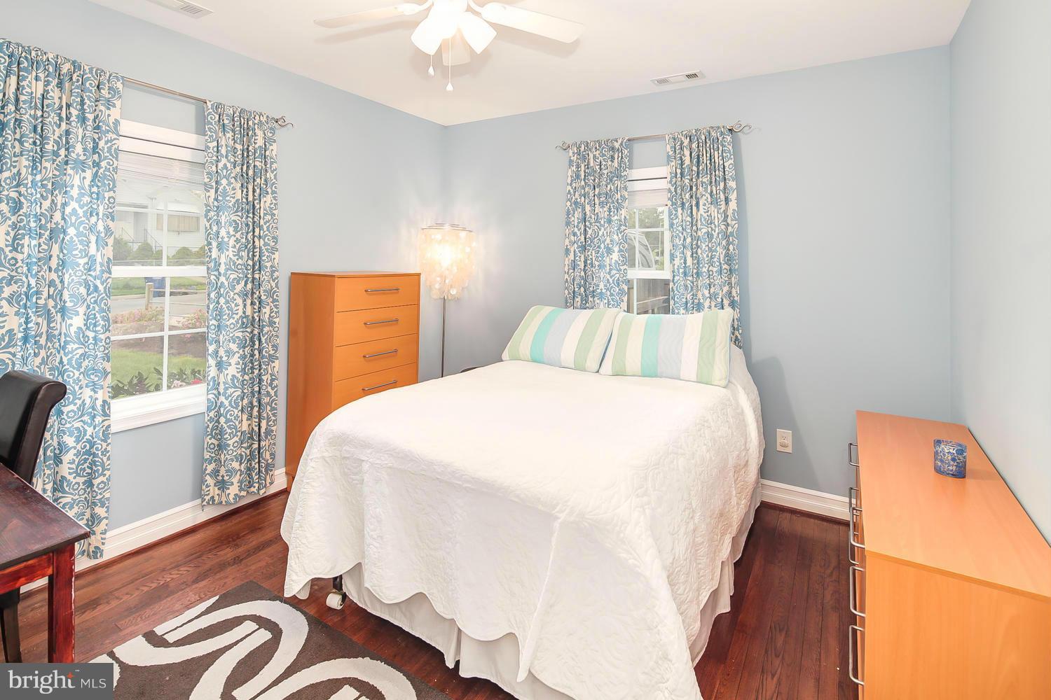 HILLWOOD - Residential