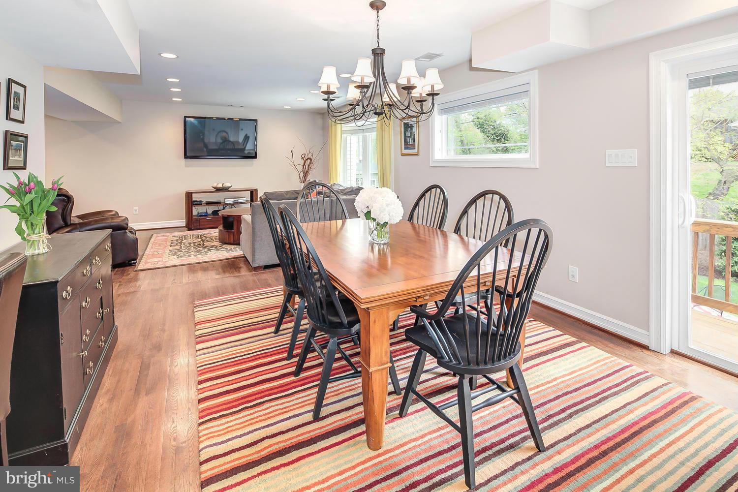 HILLWOOD - Residential