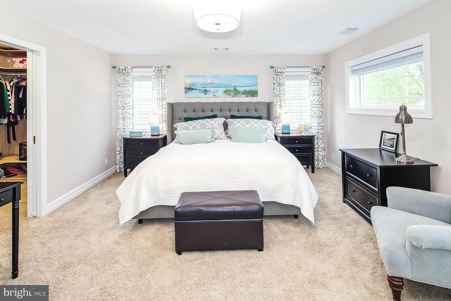 HILLWOOD - Residential