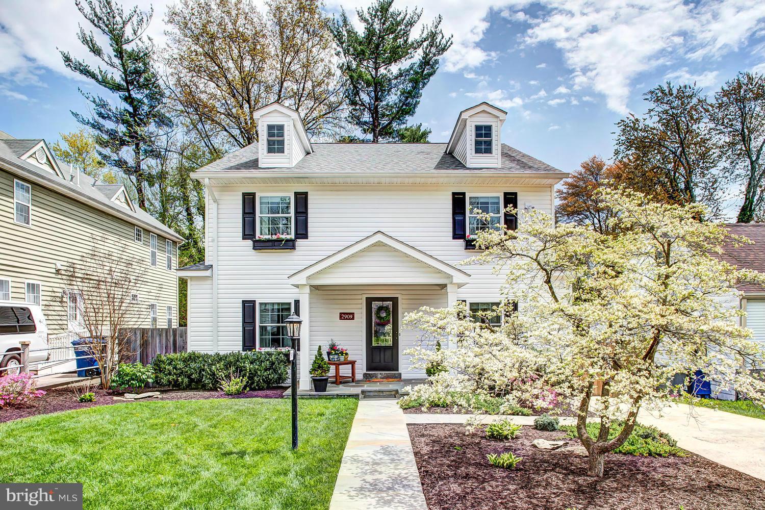 HILLWOOD - Residential