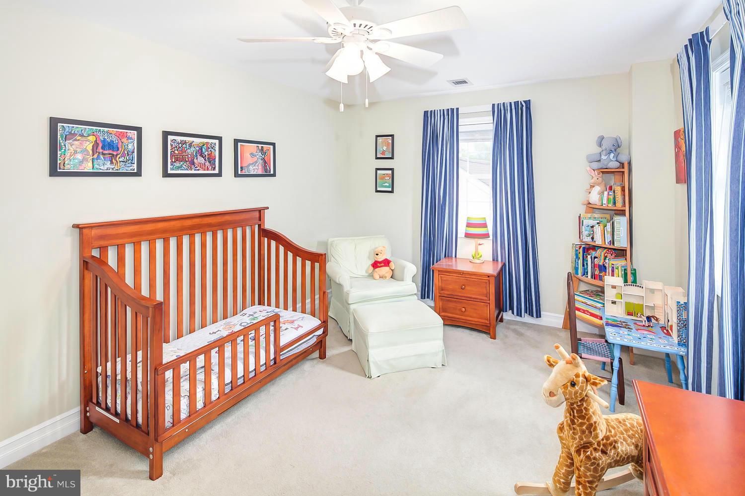 HILLWOOD - Residential