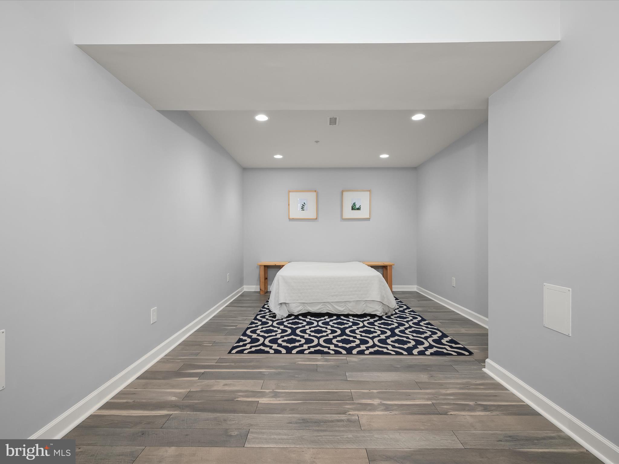 MAPLE LAWN - Residential