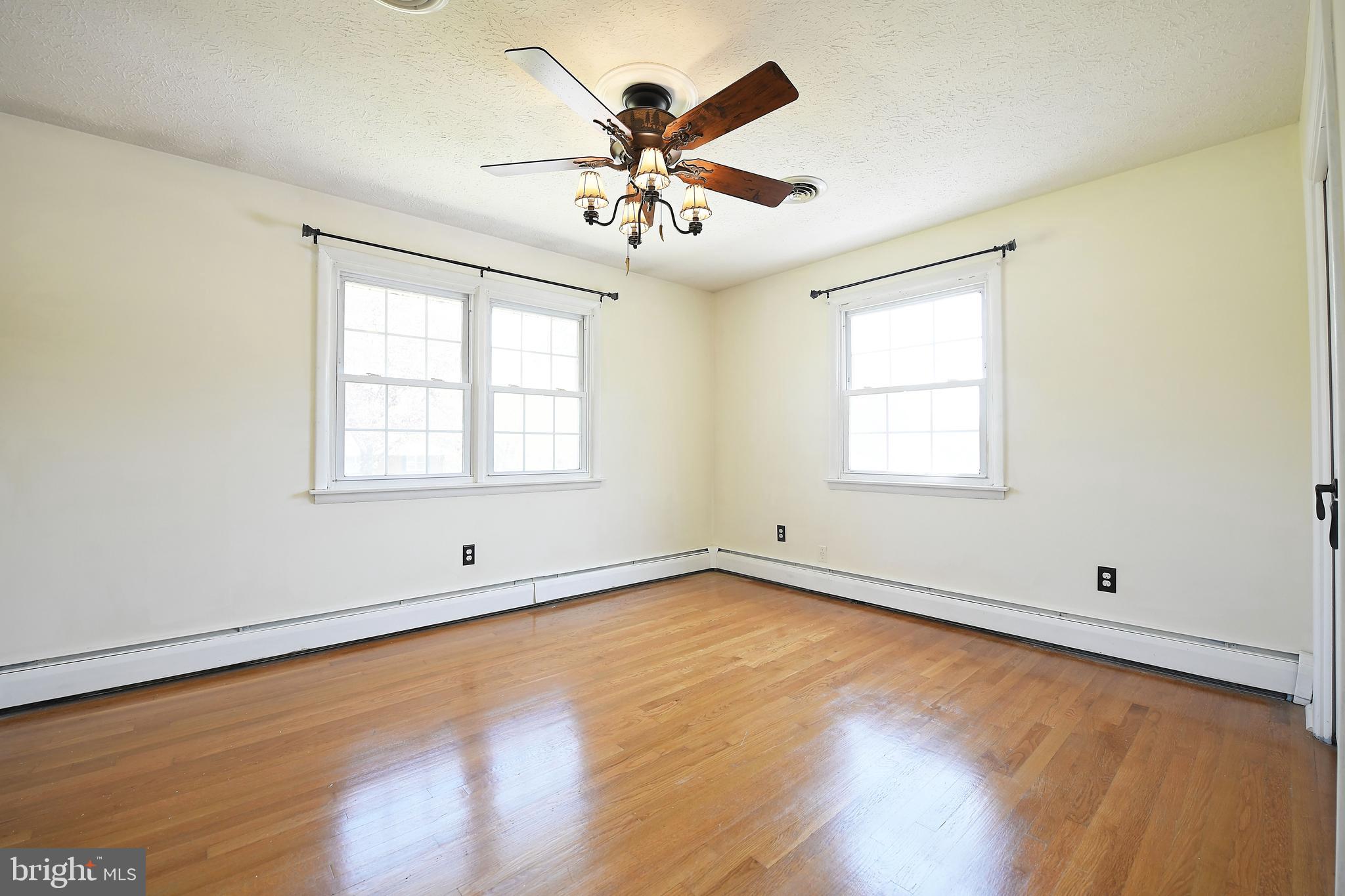 HIGH POINT MANOR - Residential