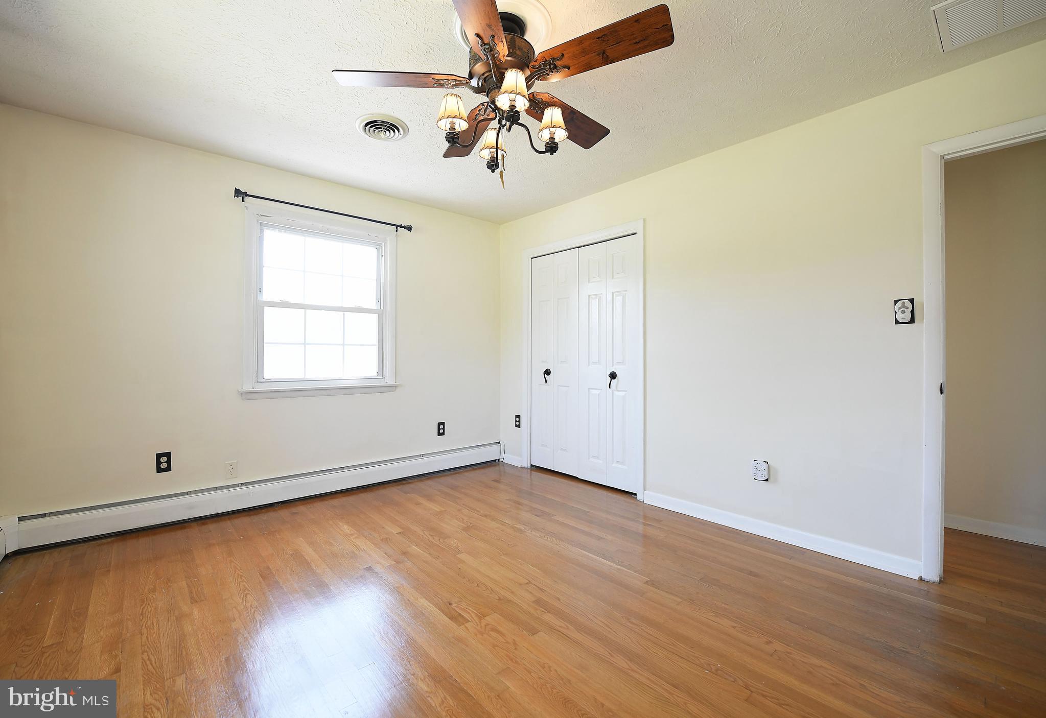 HIGH POINT MANOR - Residential