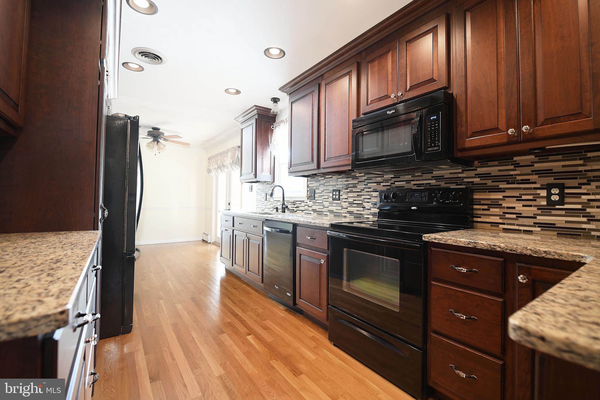 HIGH POINT MANOR - Residential