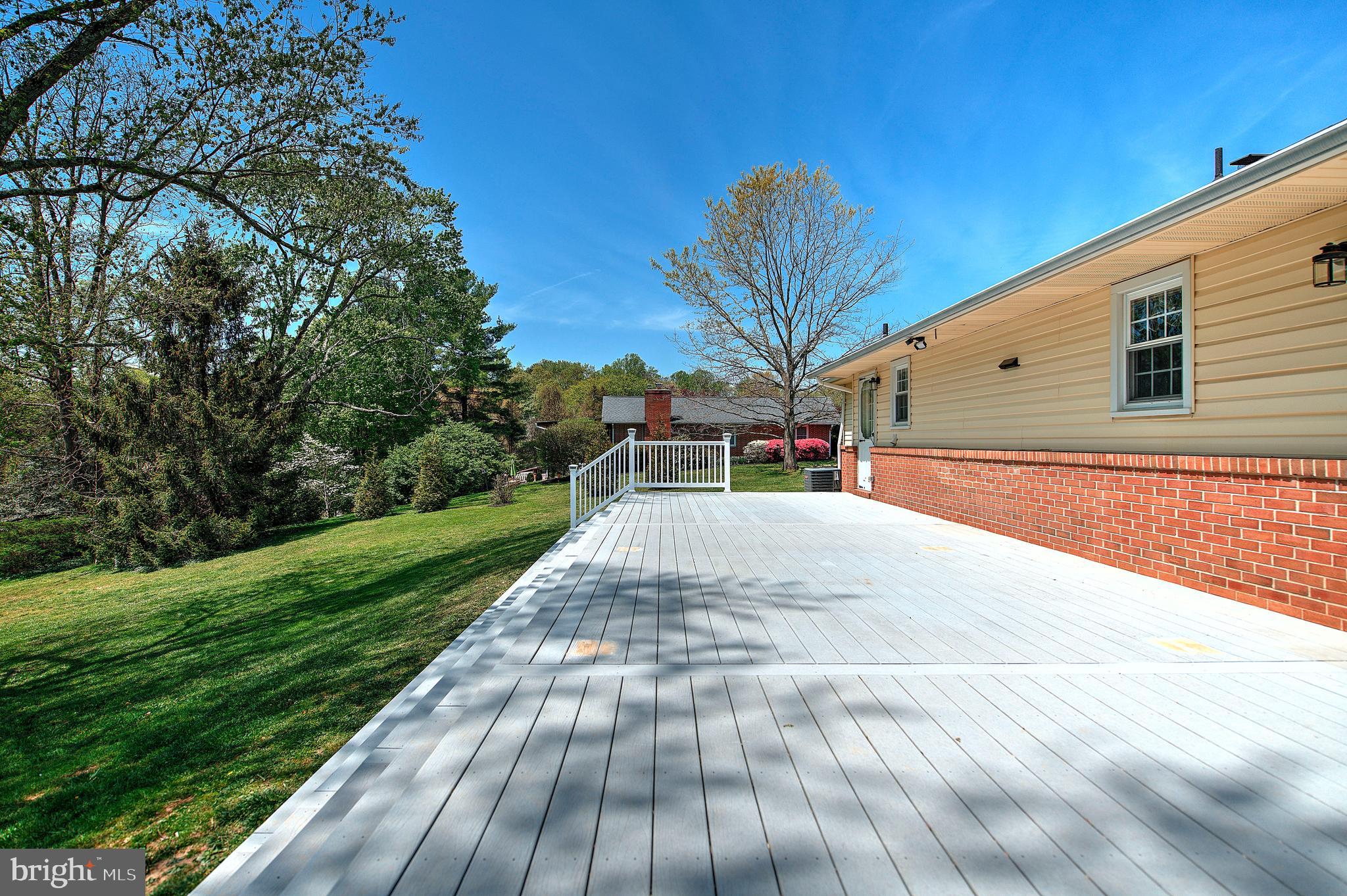 HIGH POINT MANOR - Residential