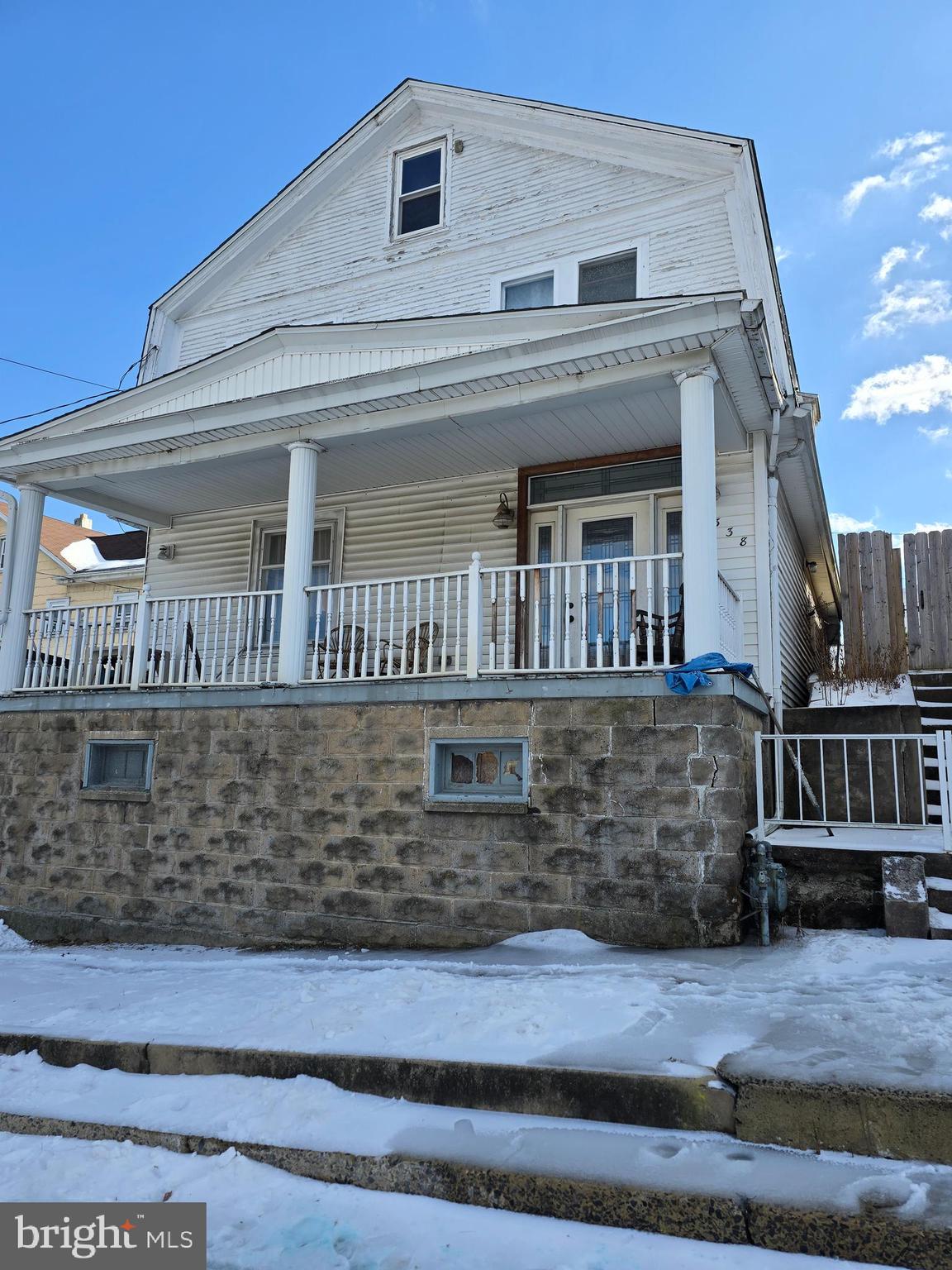 MOUNT CARMEL AREA - Residential