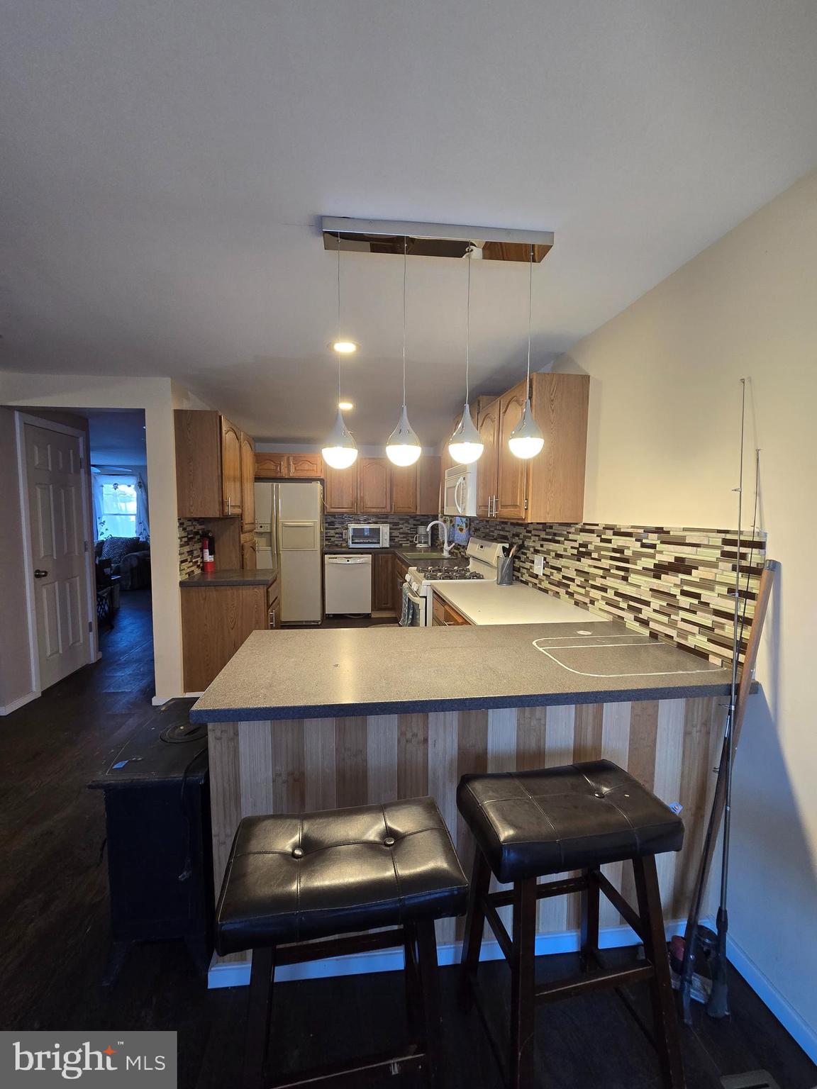 MOUNT CARMEL AREA - Residential