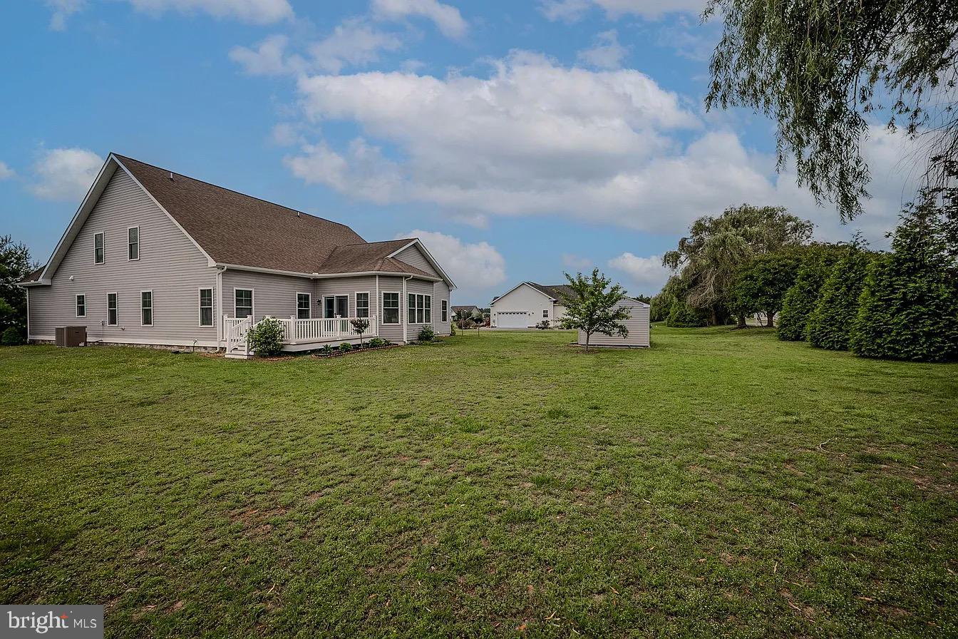 24840 MISTLETOE DRIVE