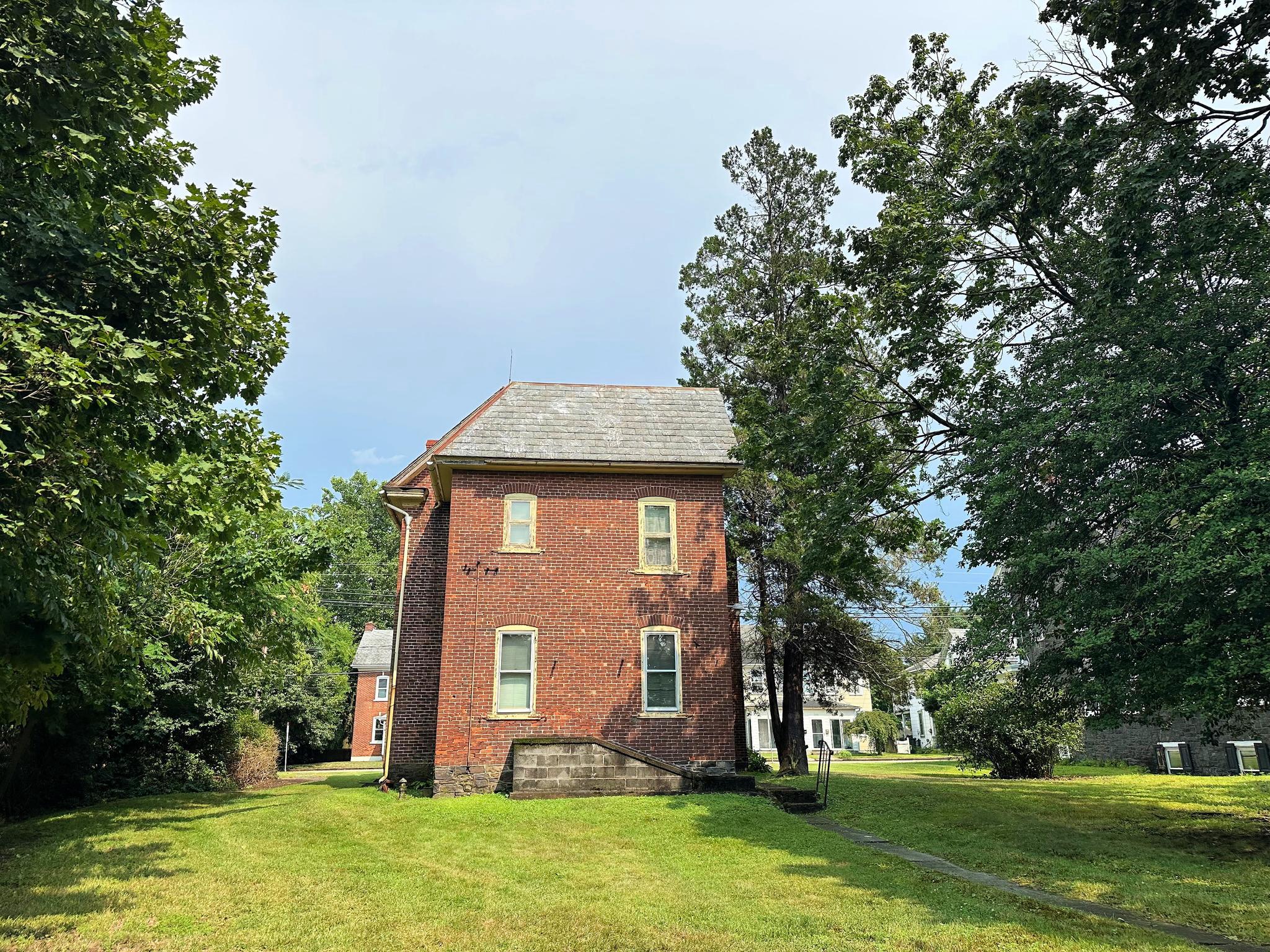 351 MAIN STREET