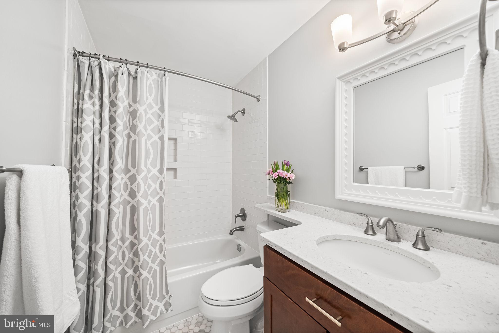 OLD BALLSTON TOWN - Residential