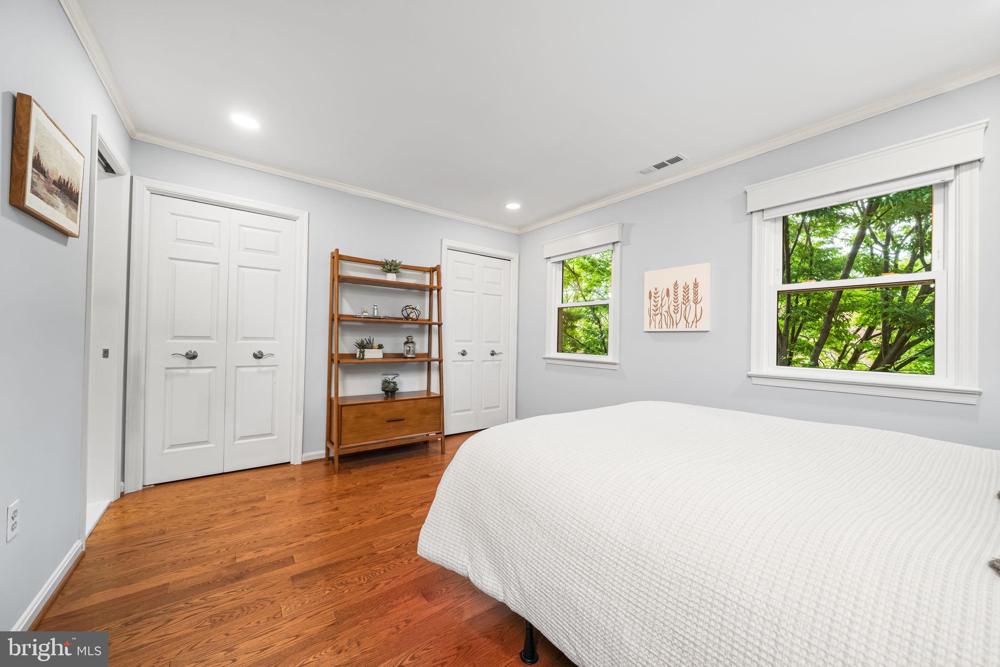 OLD BALLSTON TOWN - Residential