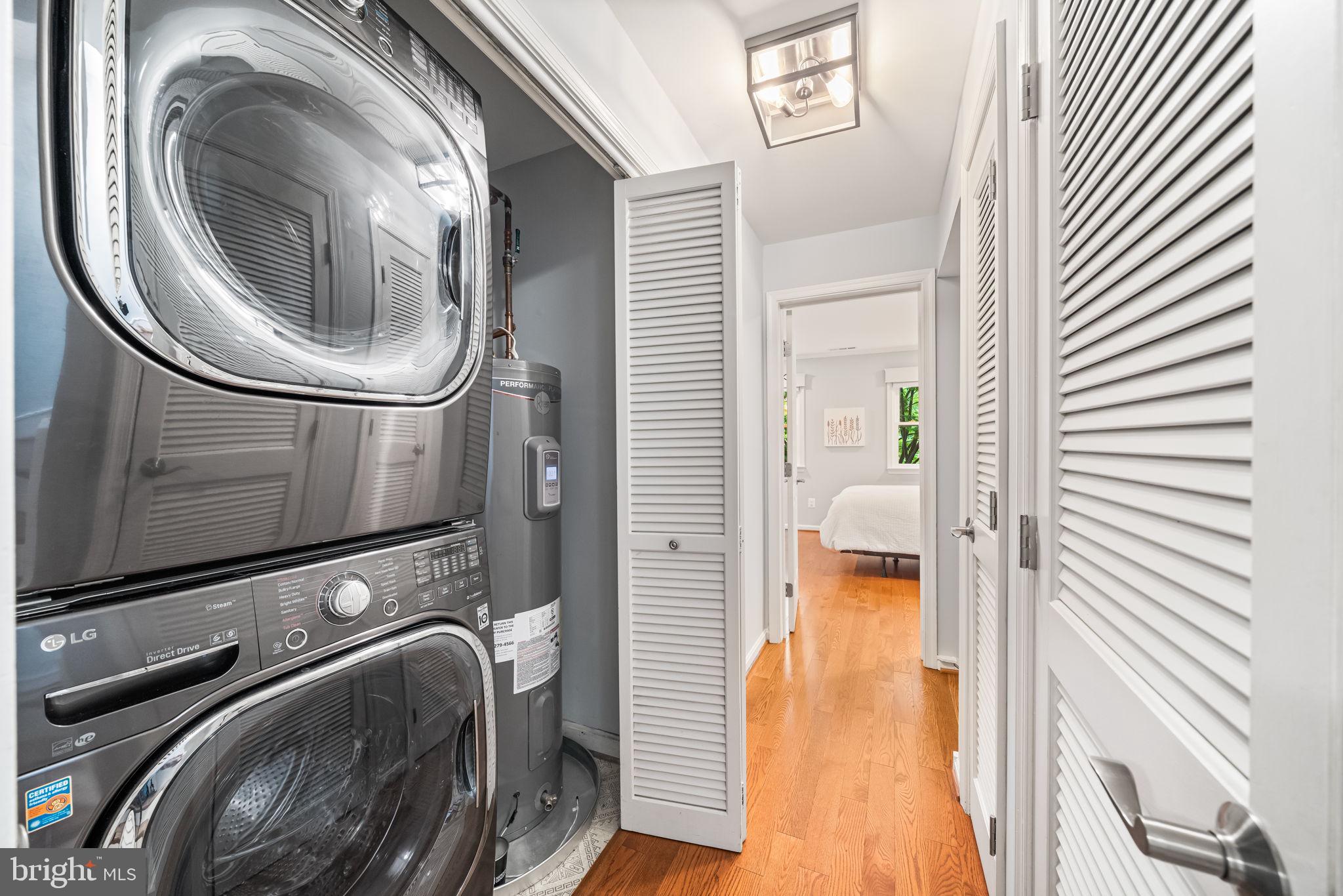 OLD BALLSTON TOWN - Residential