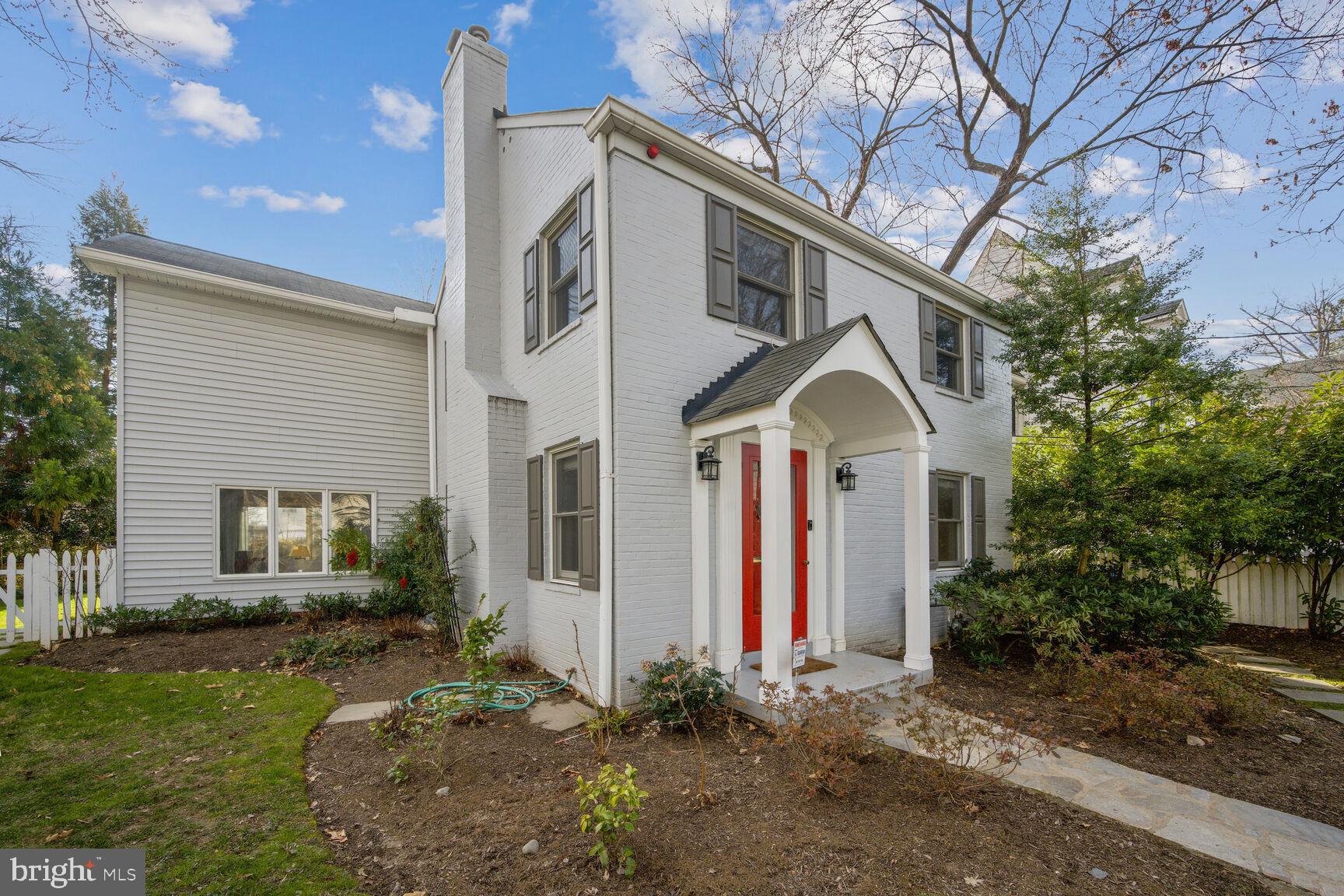 BRADLEY VILLAGE - Residential