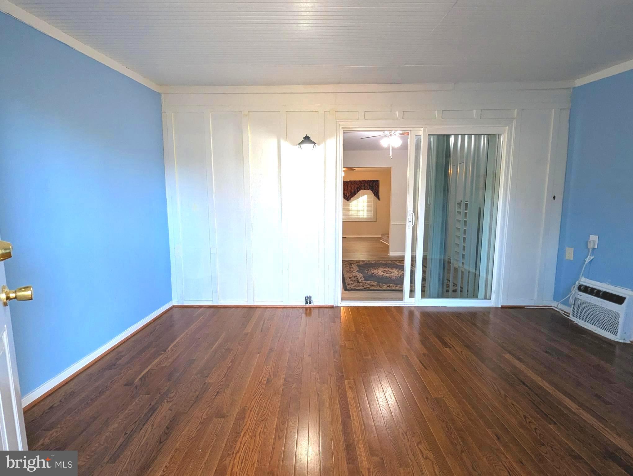 OAK GROVE TERRACE - Residential