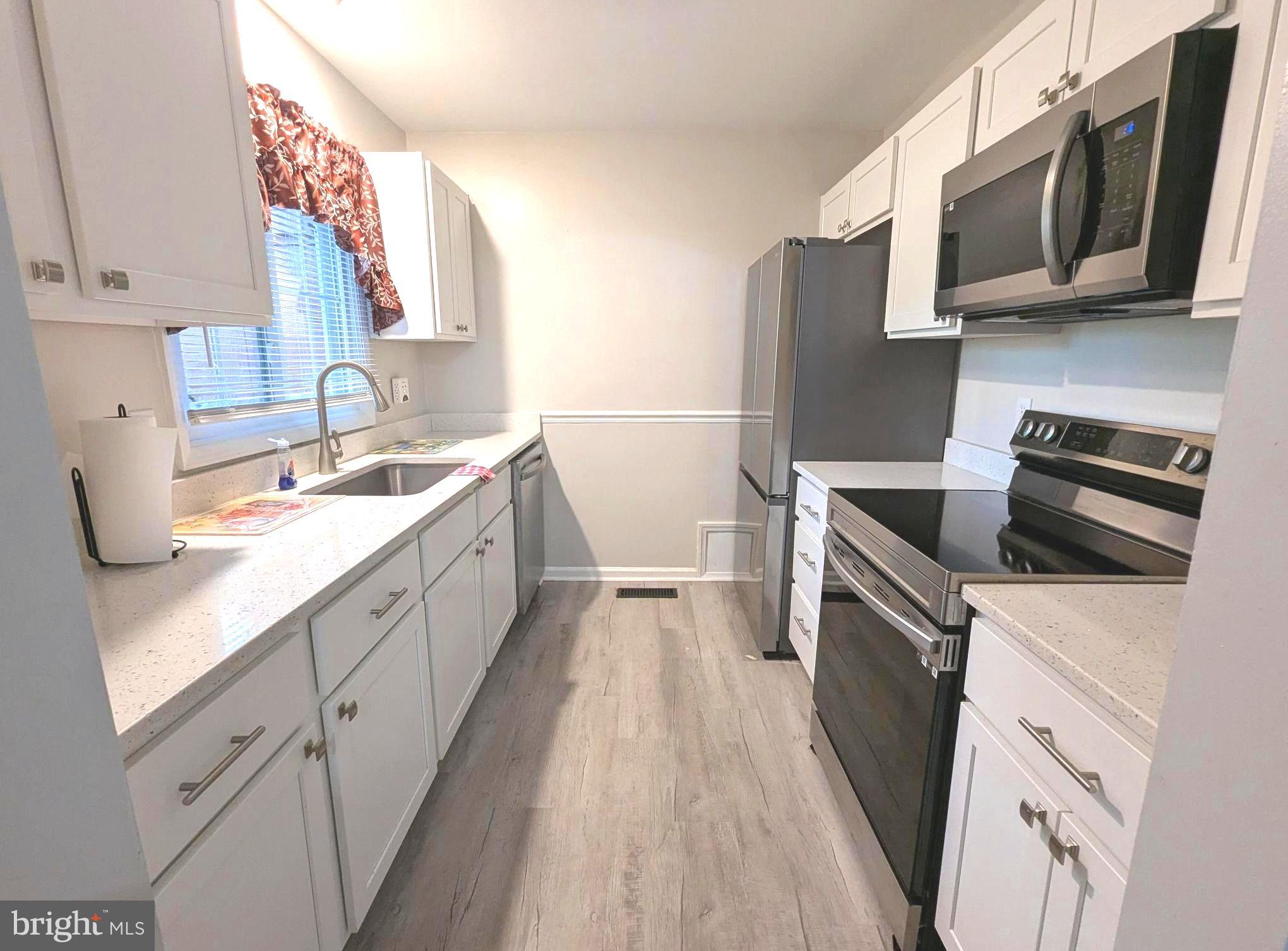 OAK GROVE TERRACE - Residential