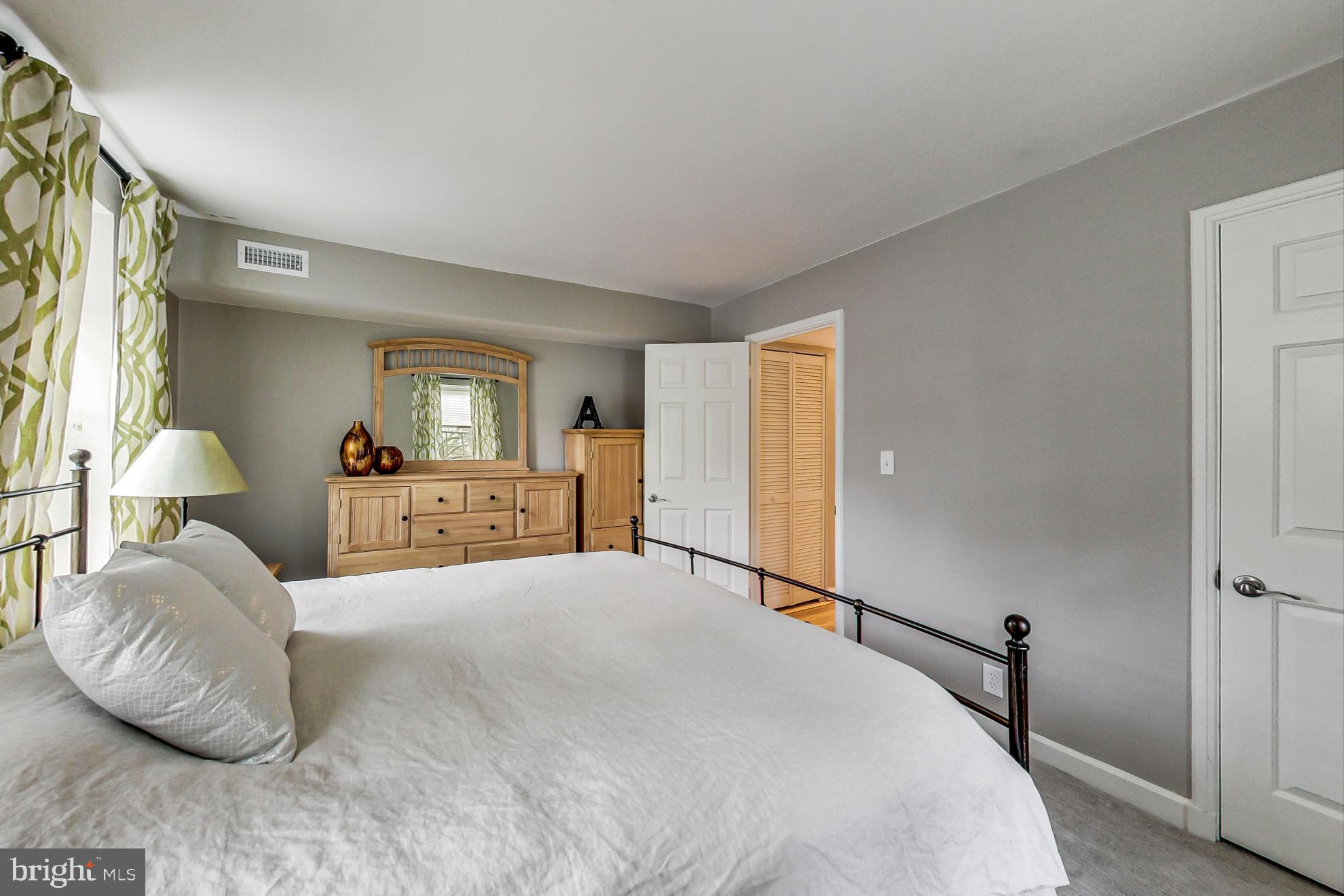 FAIRLINGTON VILLAGES - Residential