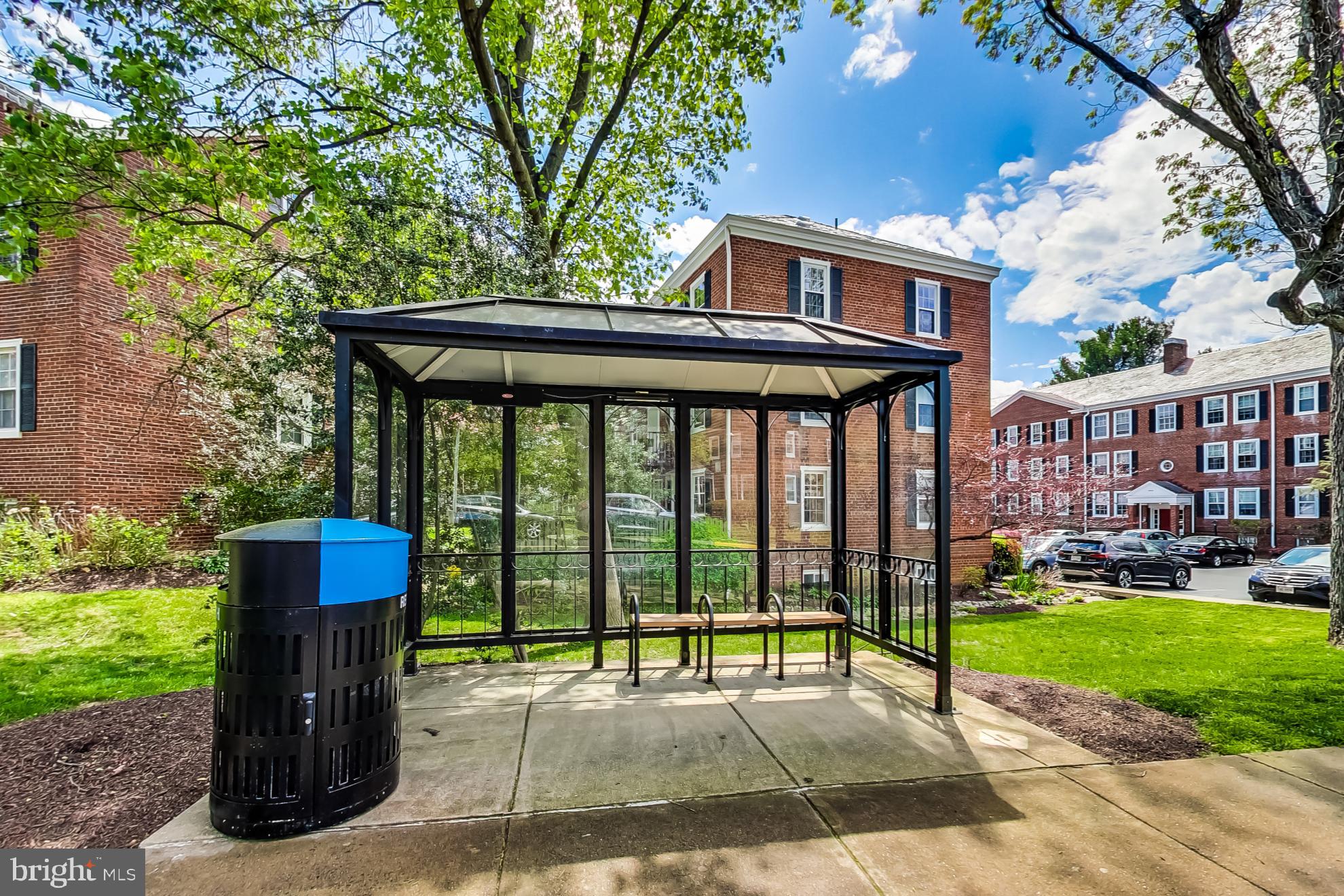 FAIRLINGTON VILLAGES - Residential