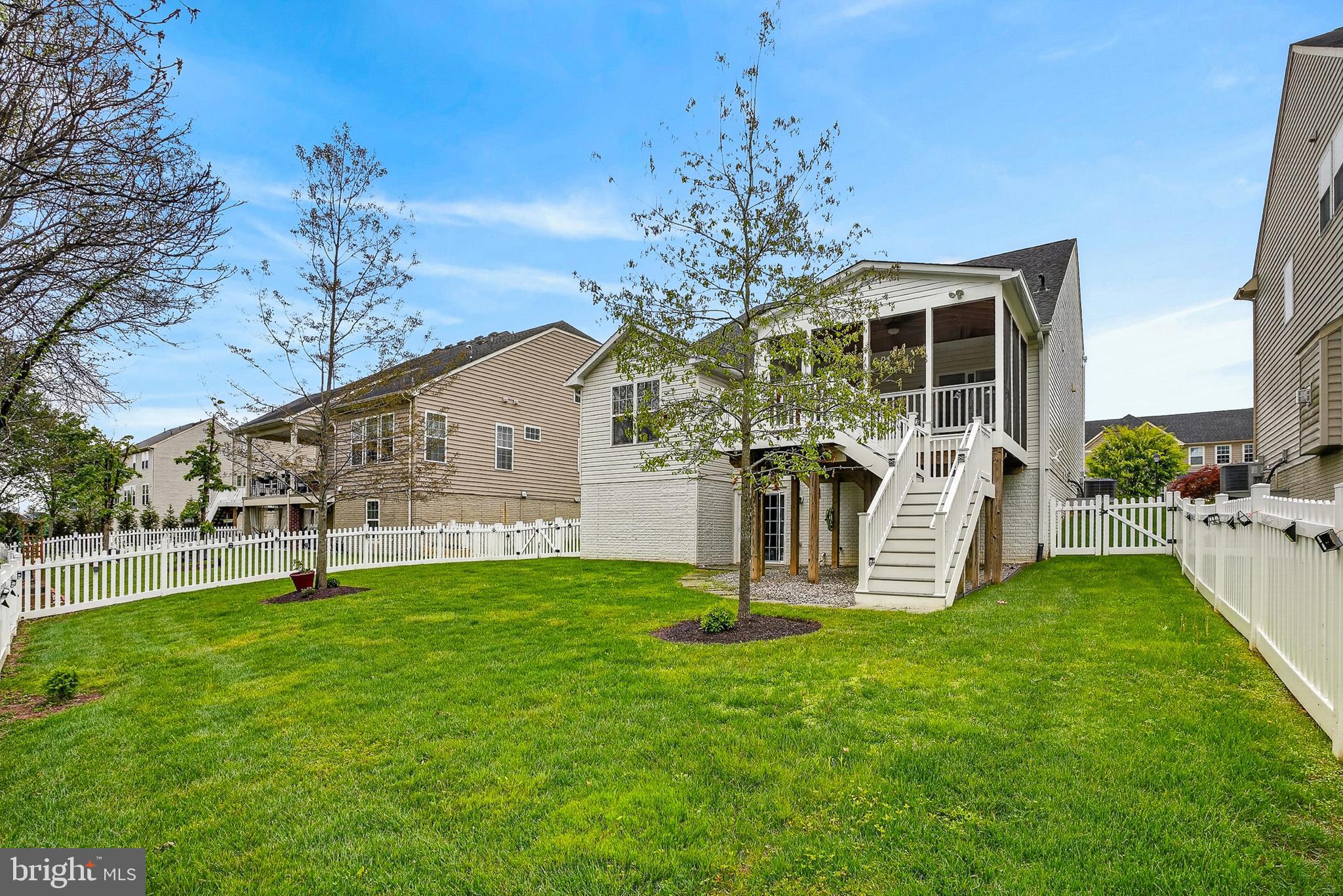 CLOVER RIDGE - Residential