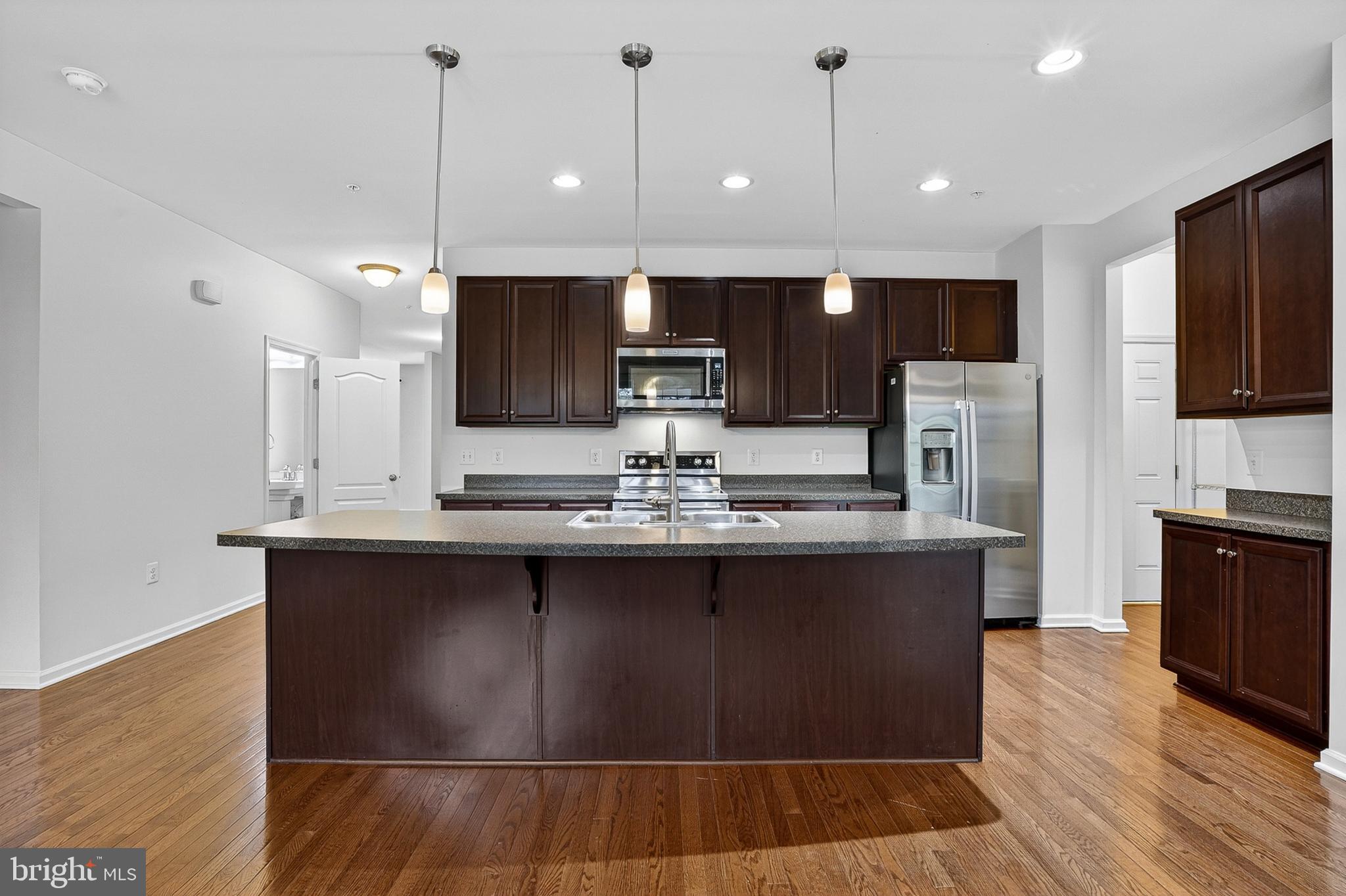 CLOVER RIDGE - Residential