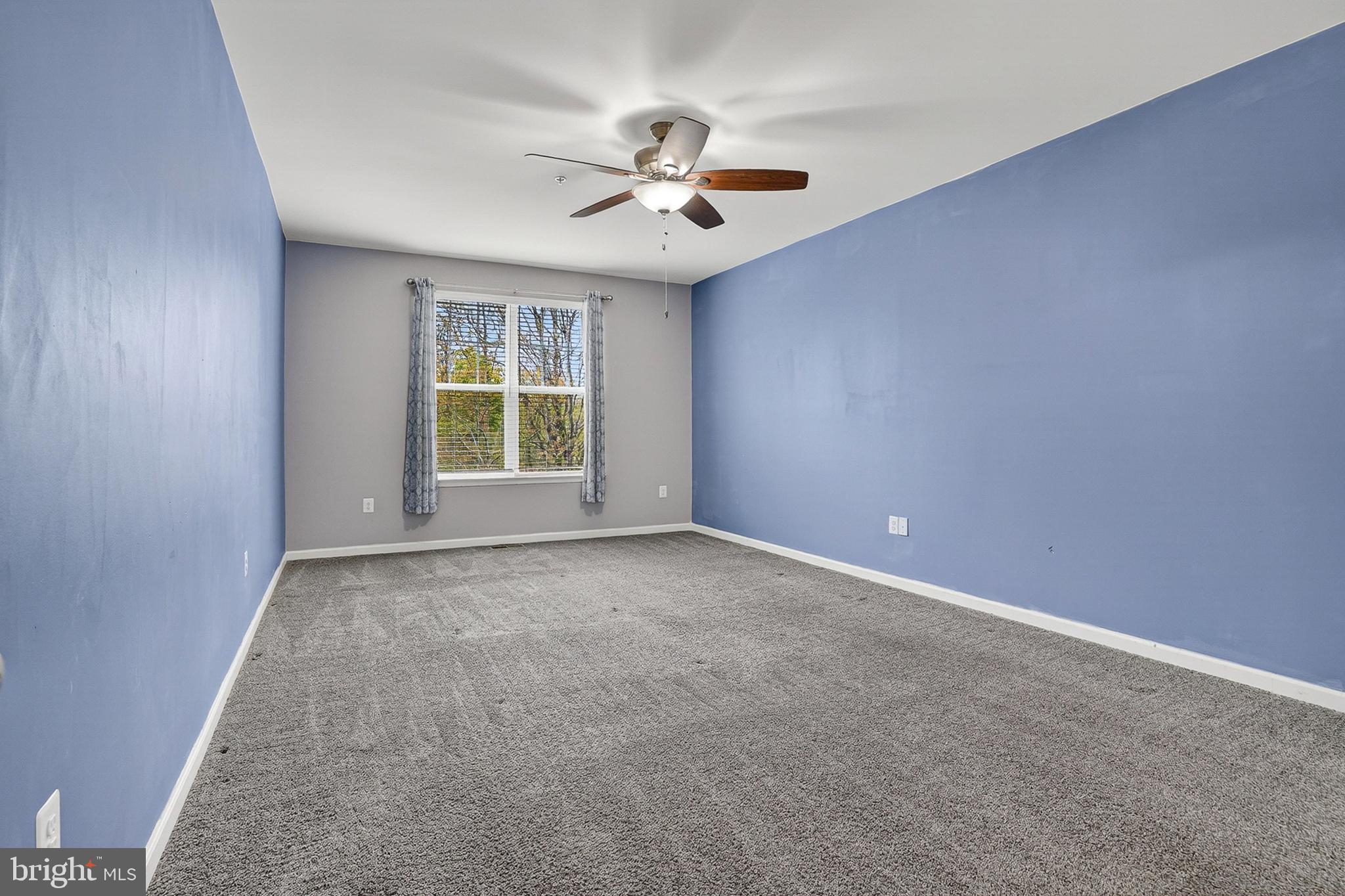 CLOVER RIDGE - Residential