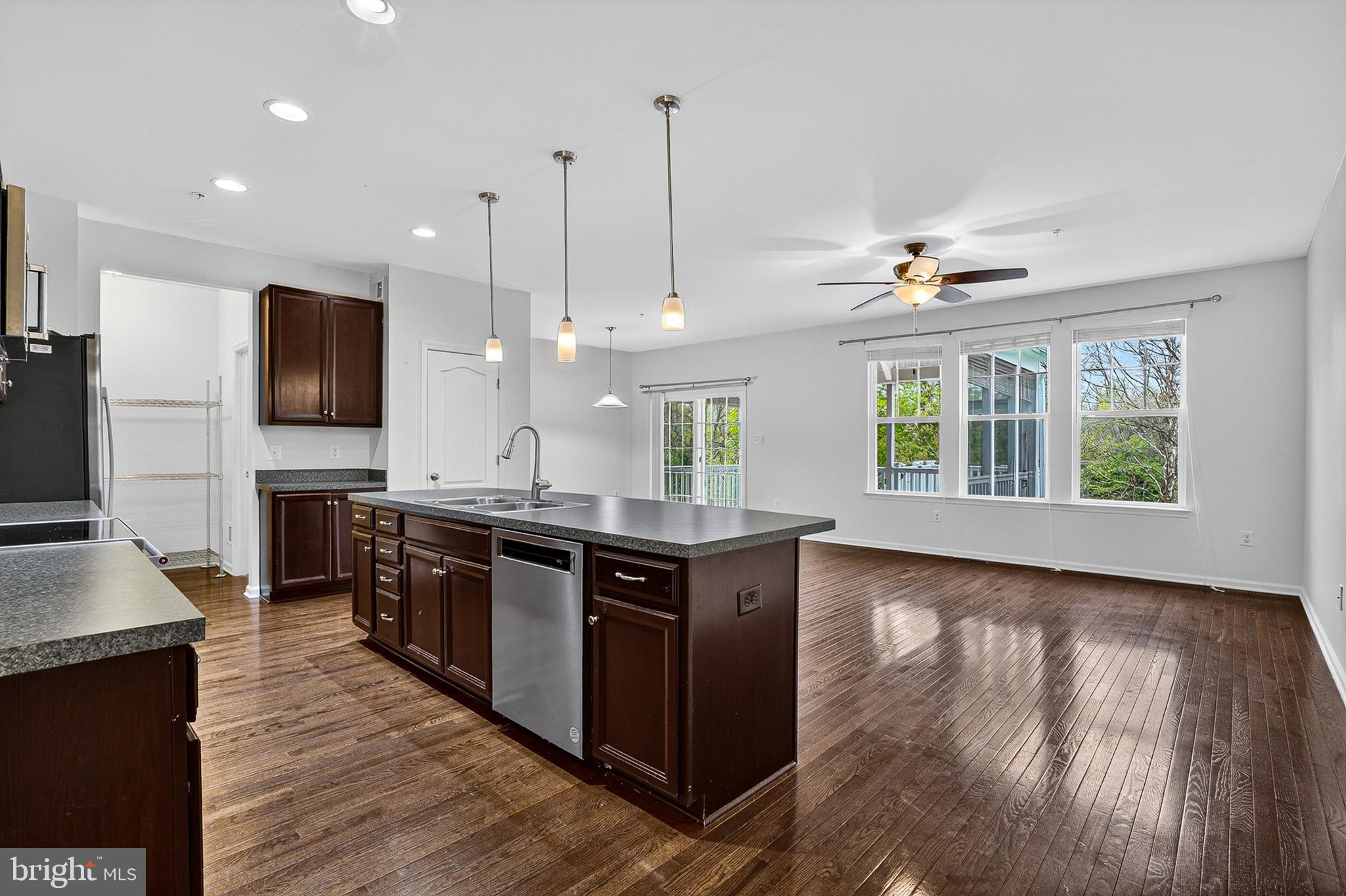 CLOVER RIDGE - Residential