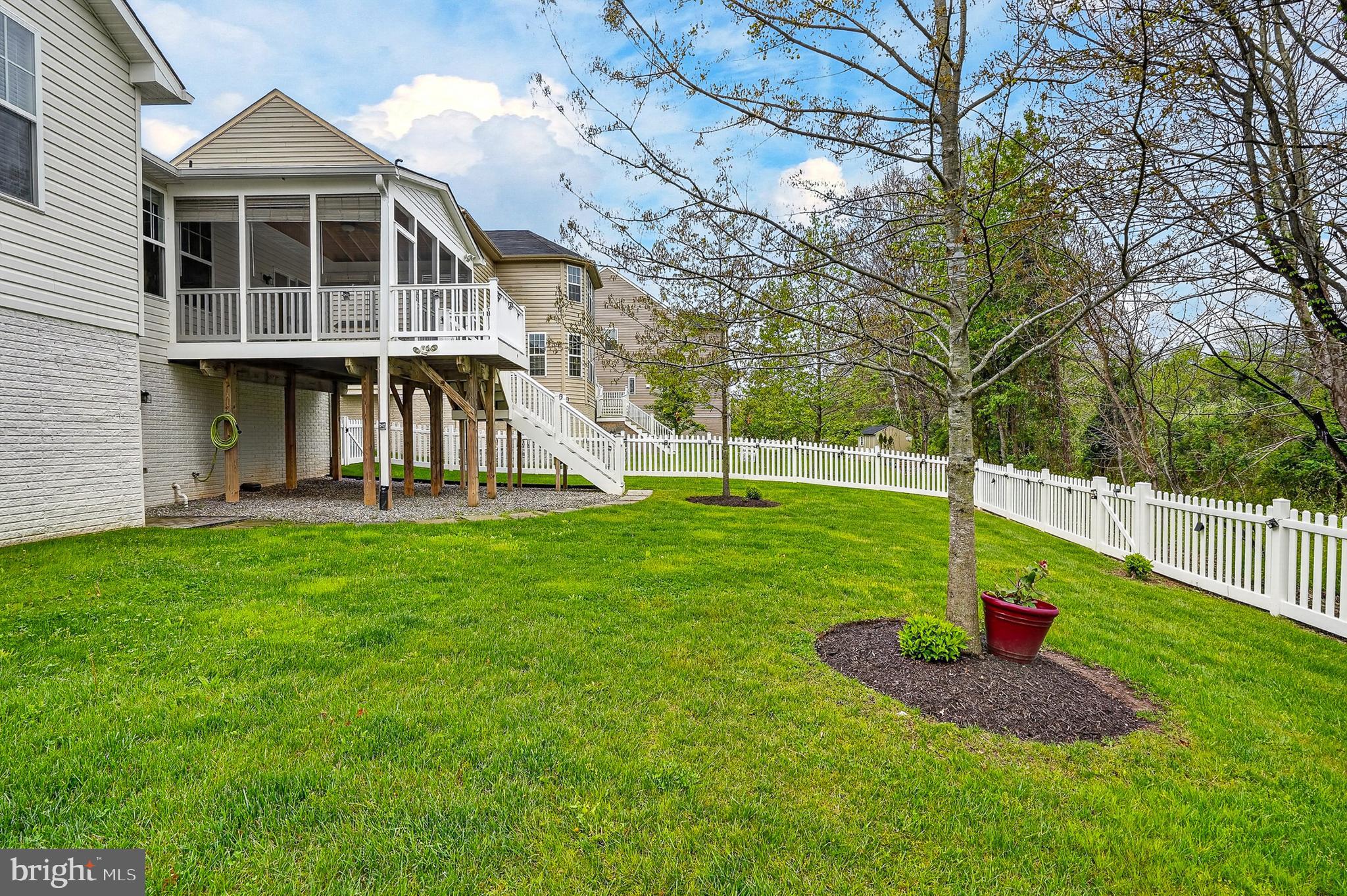CLOVER RIDGE - Residential