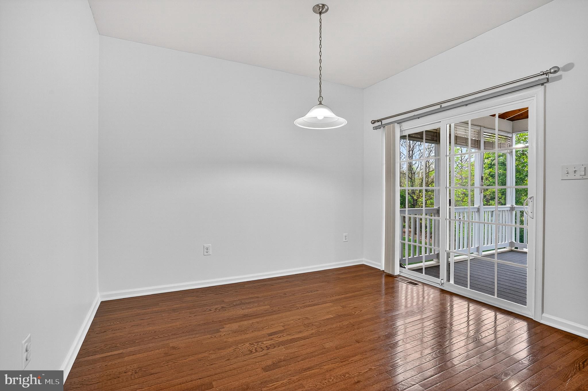CLOVER RIDGE - Residential