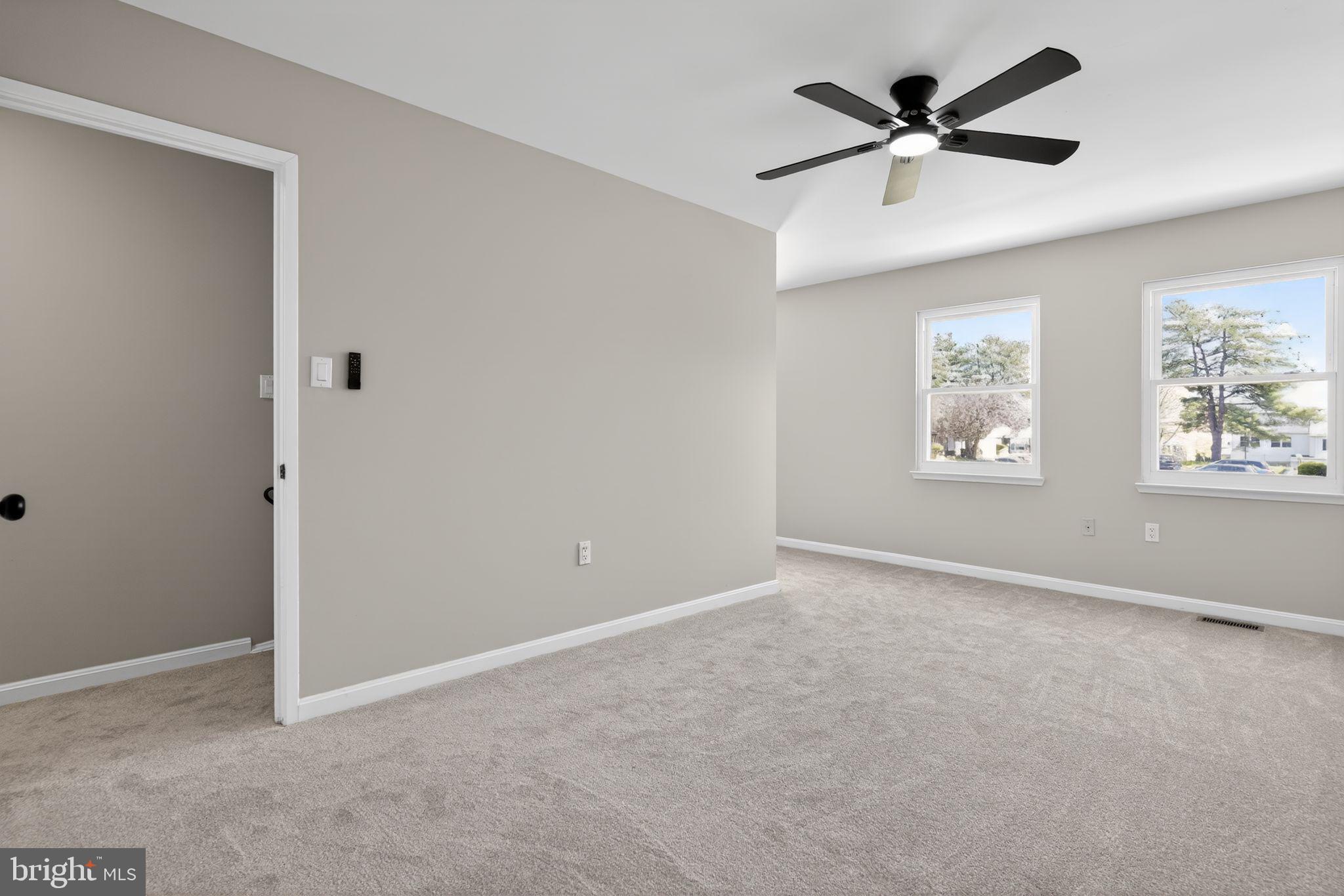 WILLOW HILLS- RESUB PARC - Residential