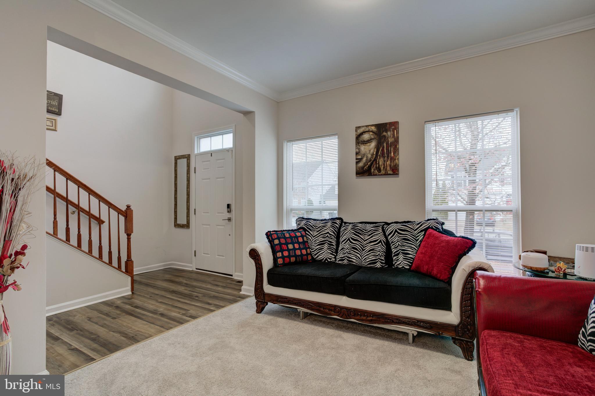 THE FALLS AT LEE'S PARKE - Residential Lease